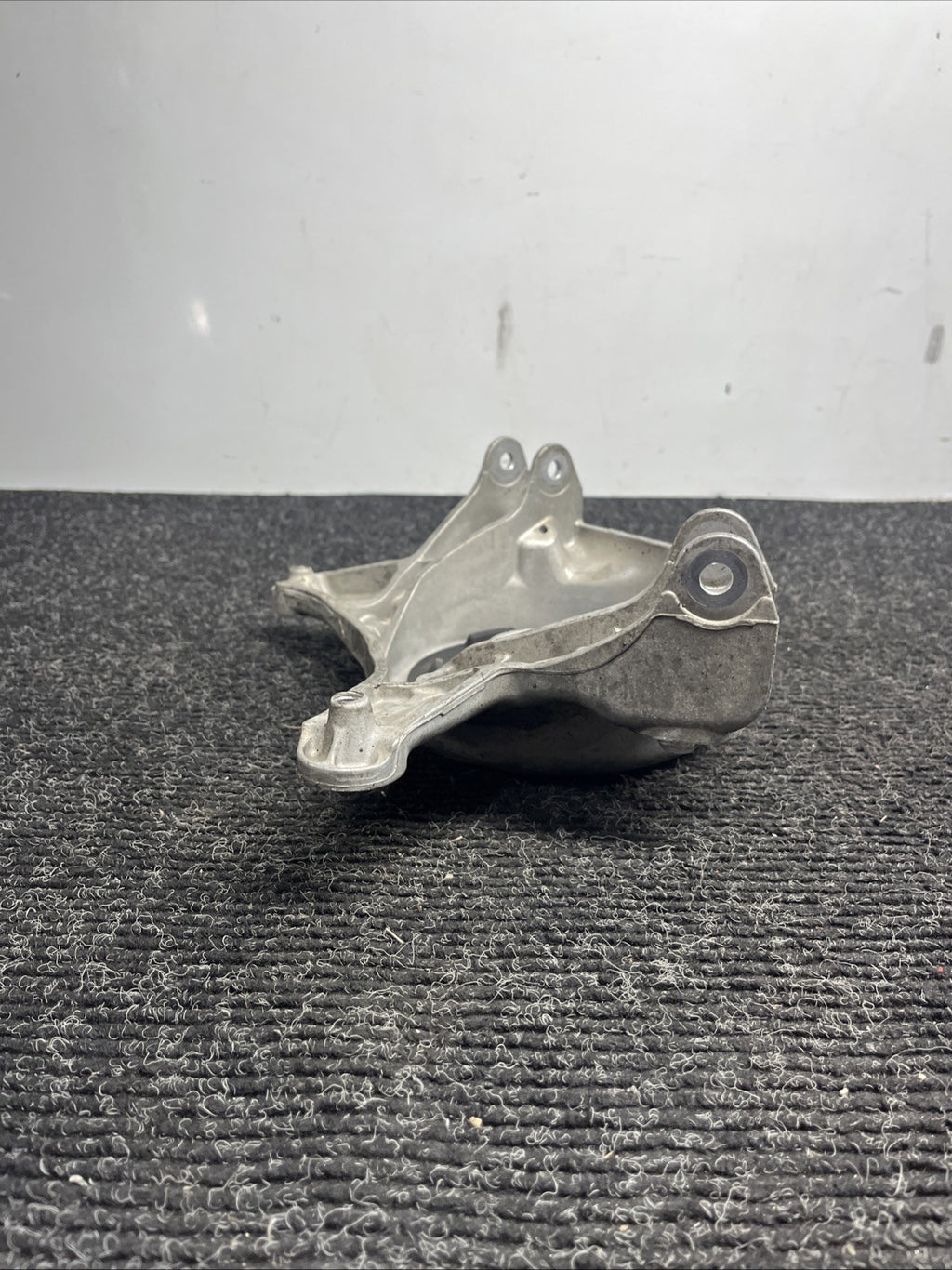 ☑️ 2009-2017 AUDI Q5 SQ5 - Front Strut Mount 8K0412383F