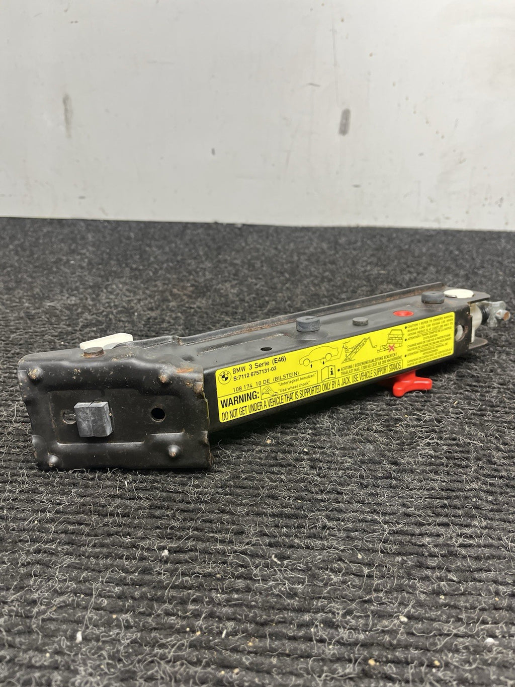 ☑️ 01-06 BMW E46 3-SERIES EMERGENCY SPARE TIRE LIFT JACK TOOL 1096202 OEM