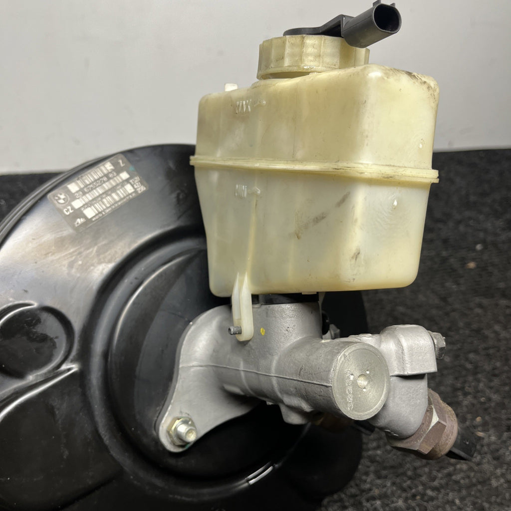 ☑️ 01-06 BMW E46 3-SERIES BRAKE MASTER CYLINDER BOOSTER FLUID RESERVOIR OEM