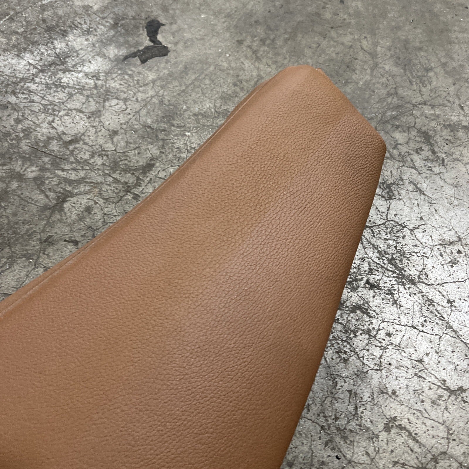 ☑️ 2007-2012 E92 REAR LEFT DRIVER SIDE SEAT CUSHION BOLSTER LEATHER OEM