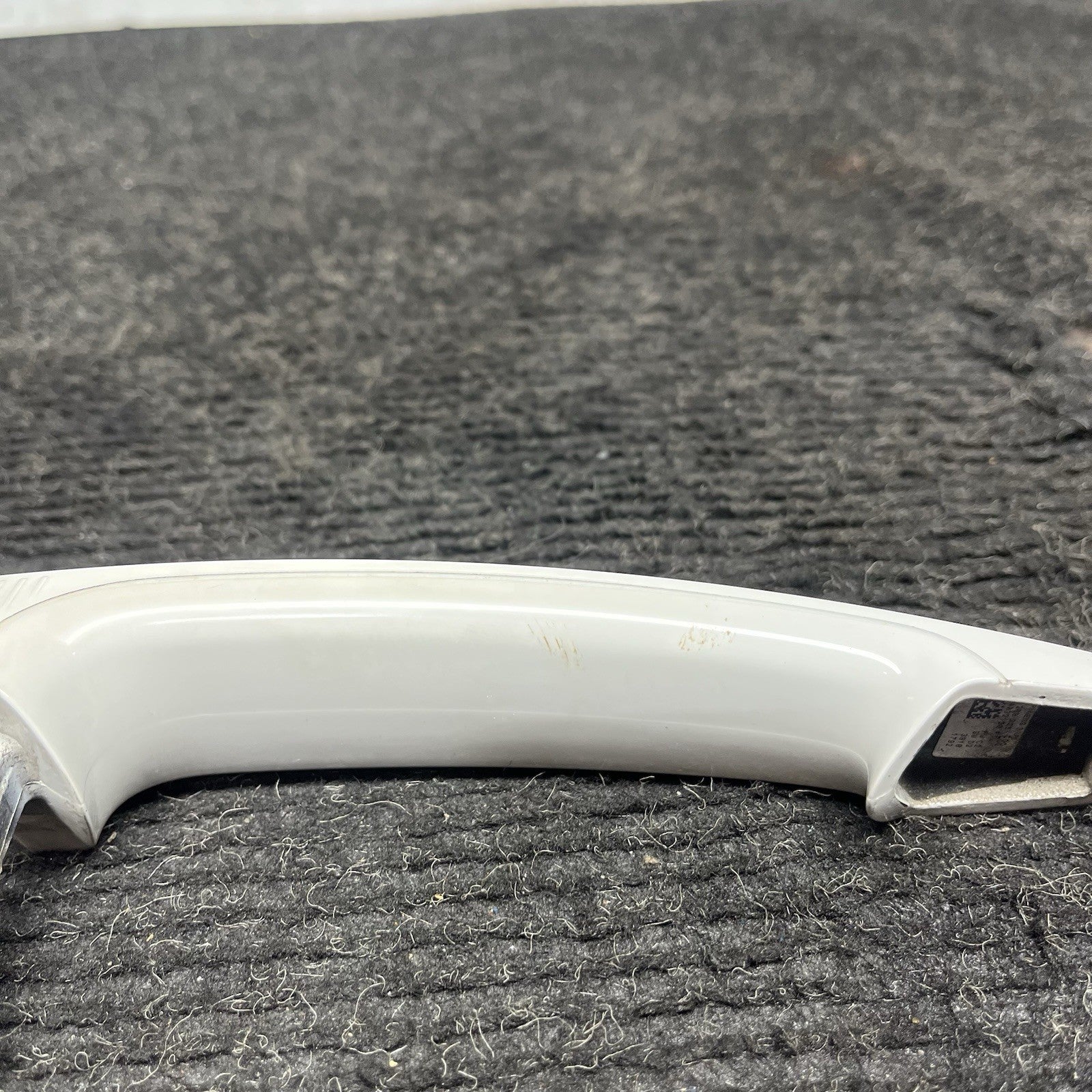 ☑️ 08-10 BMW 135i E82 Front Left Driver Exterior Comfort Door Handle White OEM