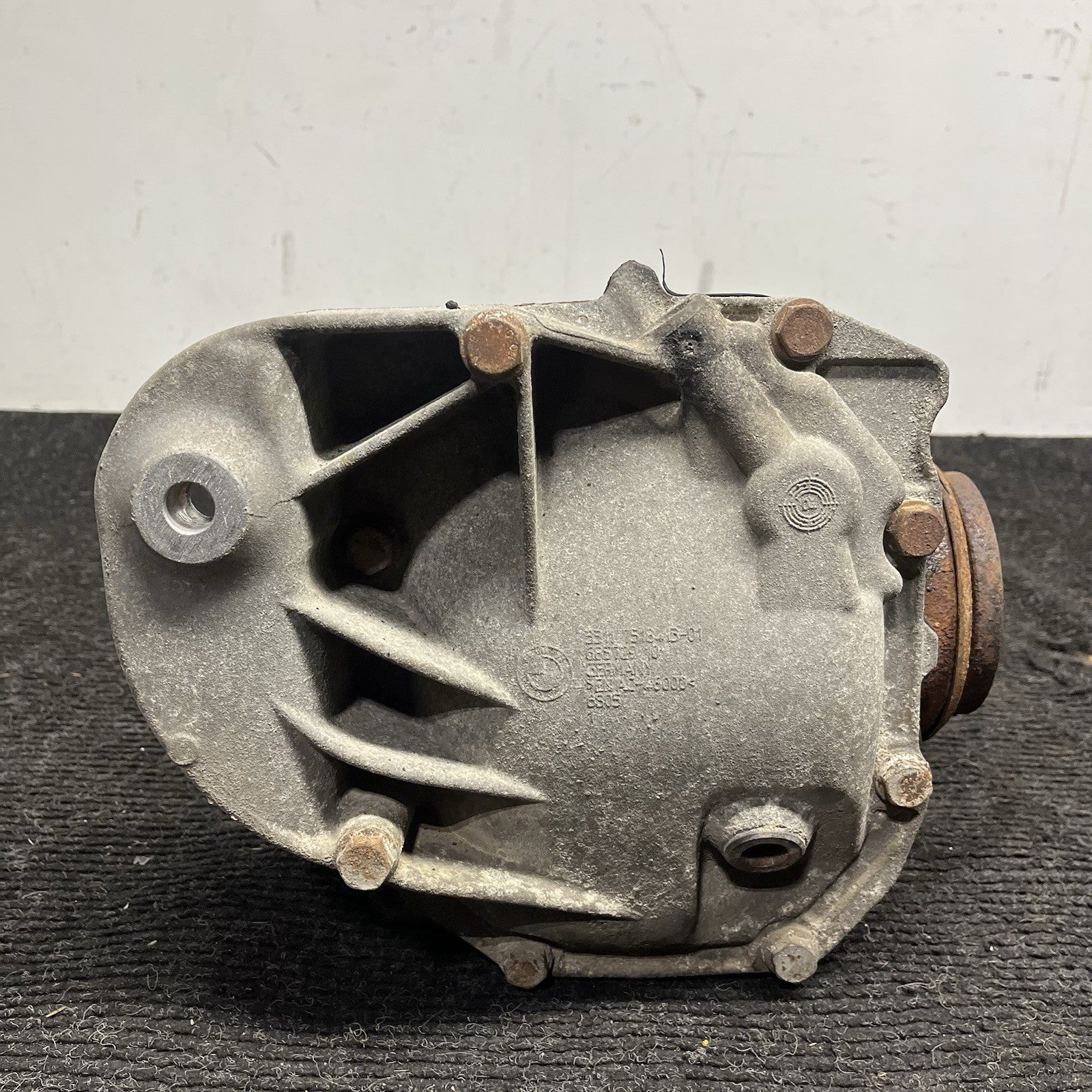 ☑️07-13 BMW E82 E88 E90 E92 135 335 Rear Axle Manual Differential 3.08 Ratio OEM