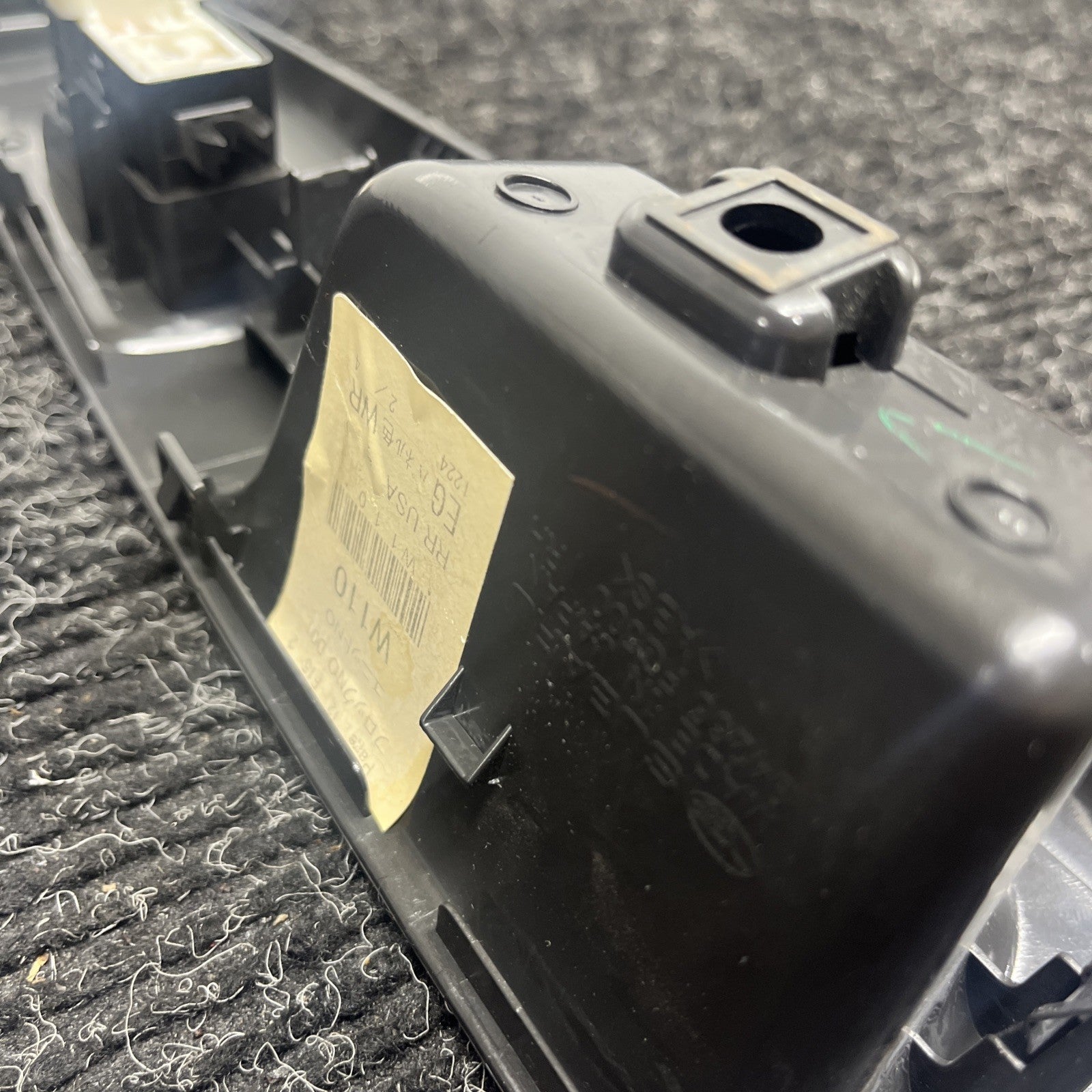 ☑️ 2011-2014 SUBARU WRX STI REAR RH Passenger WINDOW SWITCH TRIM. P/N 94266FG500