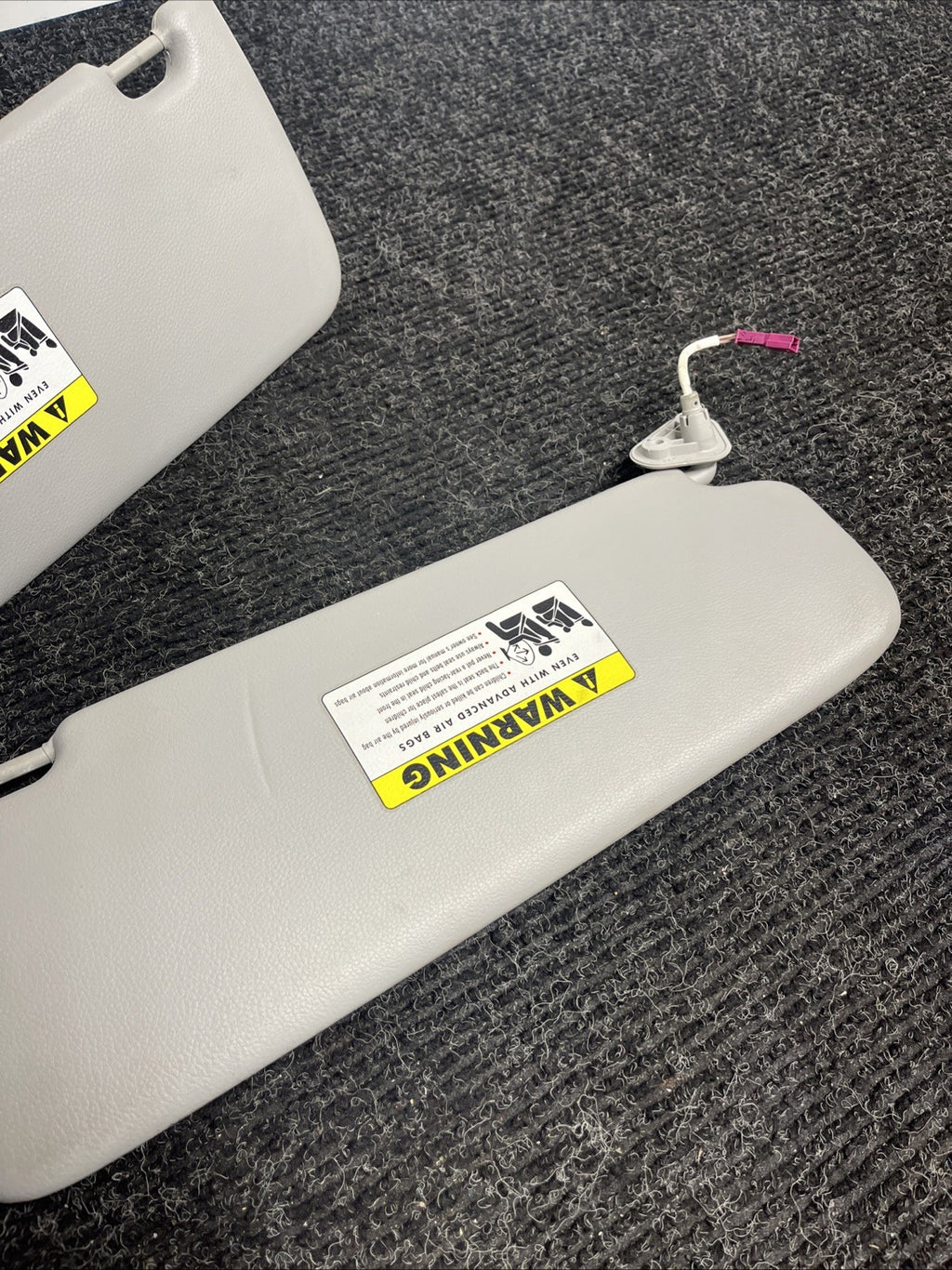 ☑️ 2006-2011 BMW E90 Sun Visor Shade Set Visors Left Right Pair Gray OEM