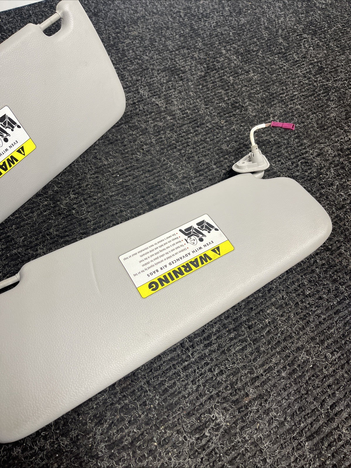 ☑️ 2006-2011 BMW E90 Sun Visor Shade Set Visors Left Right Pair Gray OEM