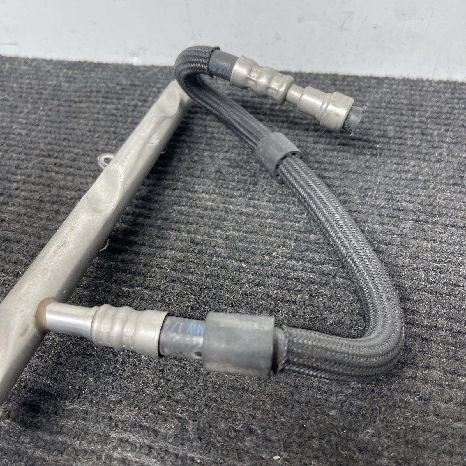 ☑️ 06-13 OEM BMW E90 E92 E93 M3 Engine S65 Pressure Fuel Injectors Rail Lines