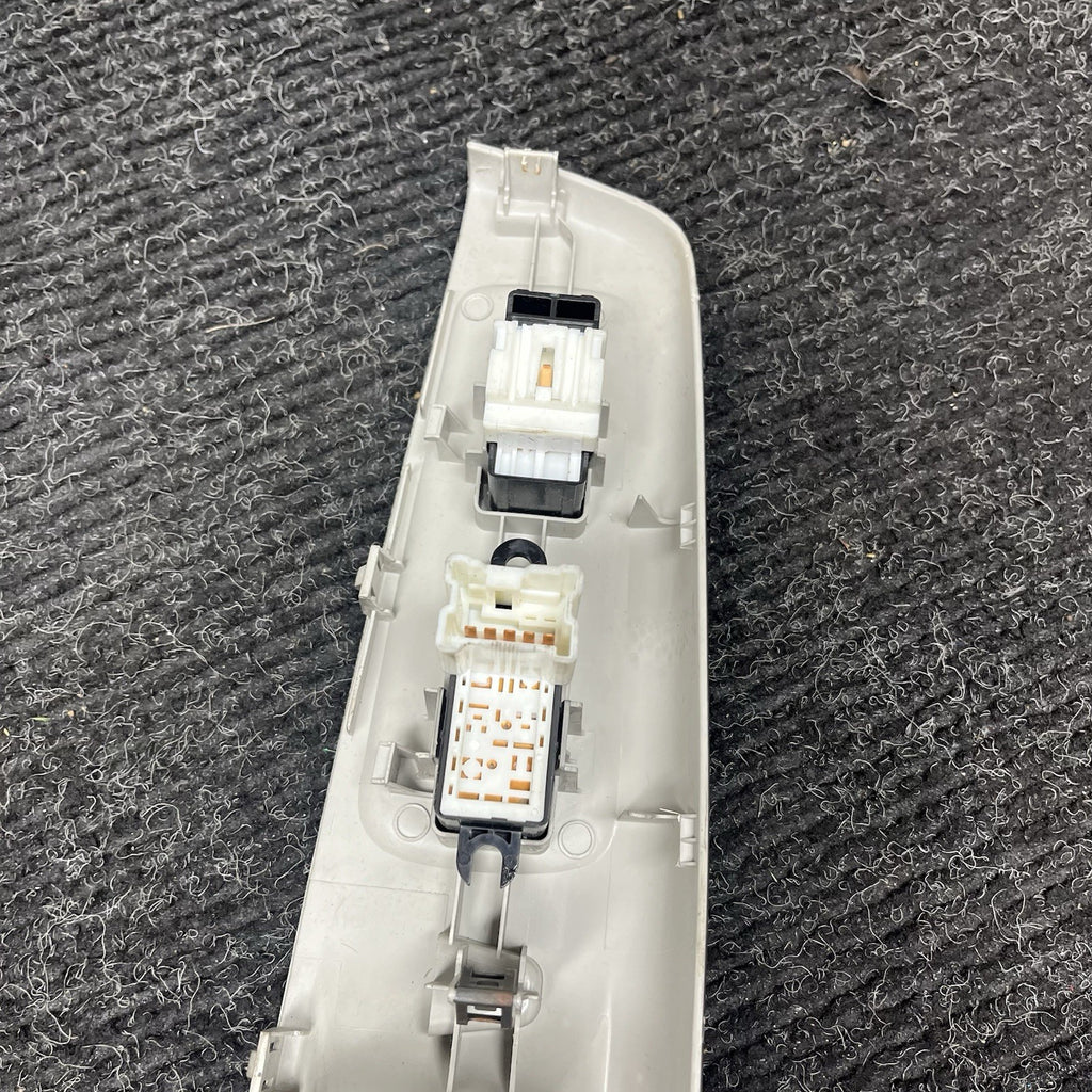 ☑️ 08-14 Subaru Impreza Front Right Window Control Switch OEM 94266FG050
