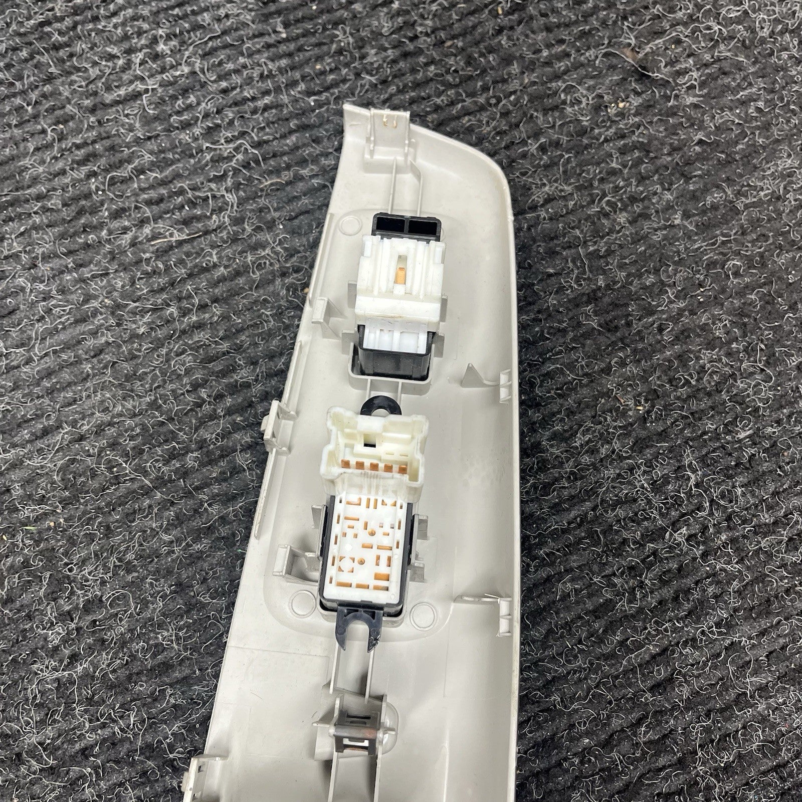 ☑️ 08-14 Subaru Impreza Front Right Window Control Switch OEM 94266FG050