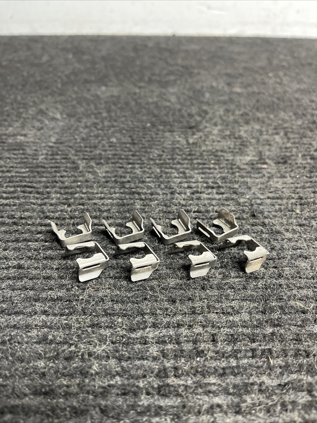 ☑️ For BMW E92 OEM M3 FUEL INJECTOR CLIPS SET OF 8 N/A S65 V8 E90 E93