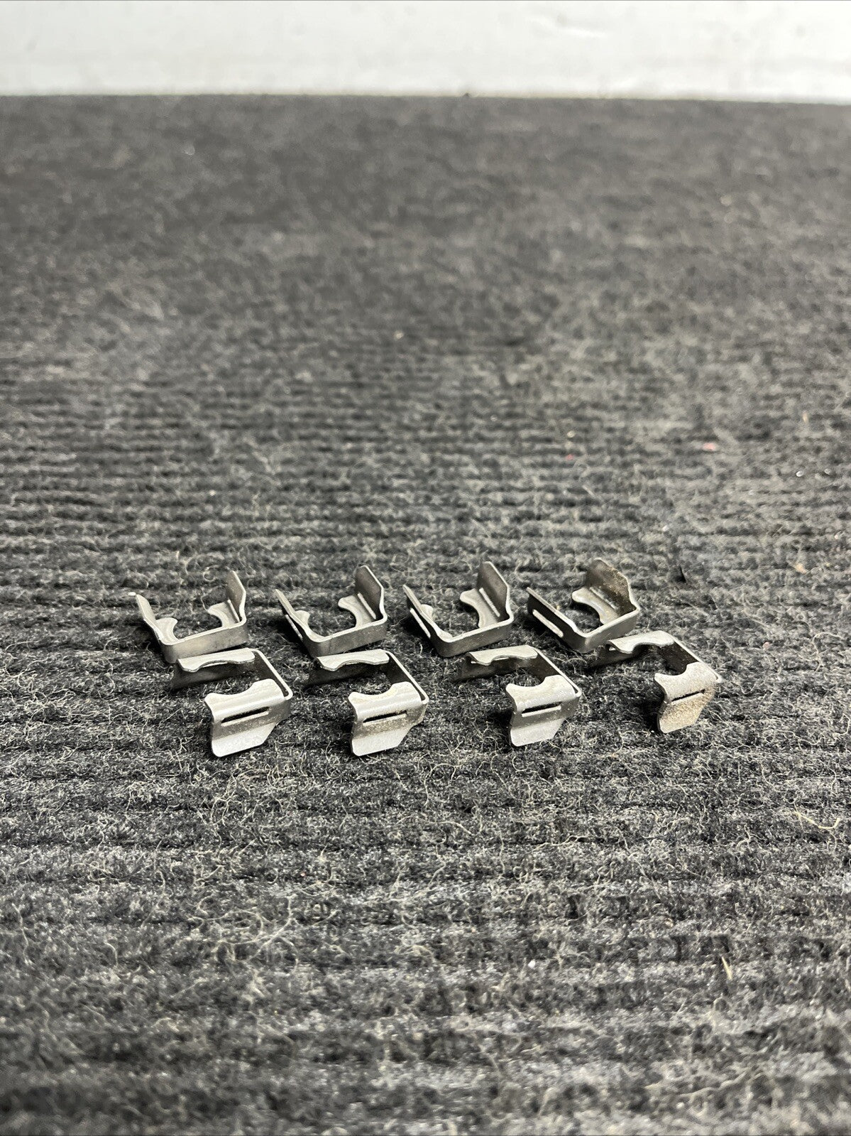 ☑️ For BMW E92 OEM M3 FUEL INJECTOR CLIPS SET OF 8 N/A S65 V8 E90 E93