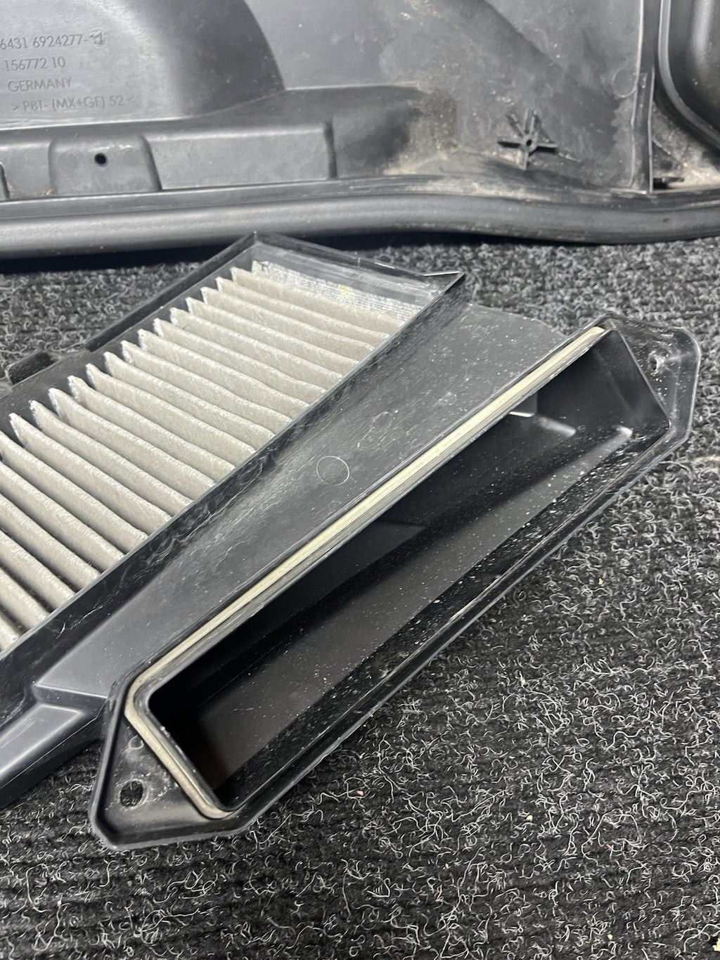 ☑️ 2006-2013 OEM BMW E90 E92 E93 335i Cabin Air Filter Cowl Housing COMPLETE SET