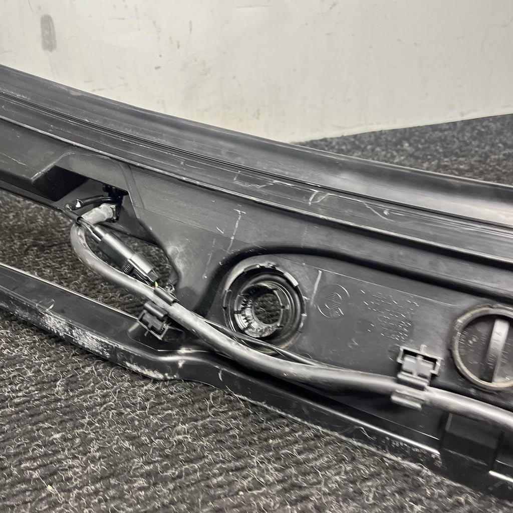 ☑️ 08-13 BMW E90 E92 E93 M3 OEM Front Windshield Wiper Cowl Panel Trim Cover OEM