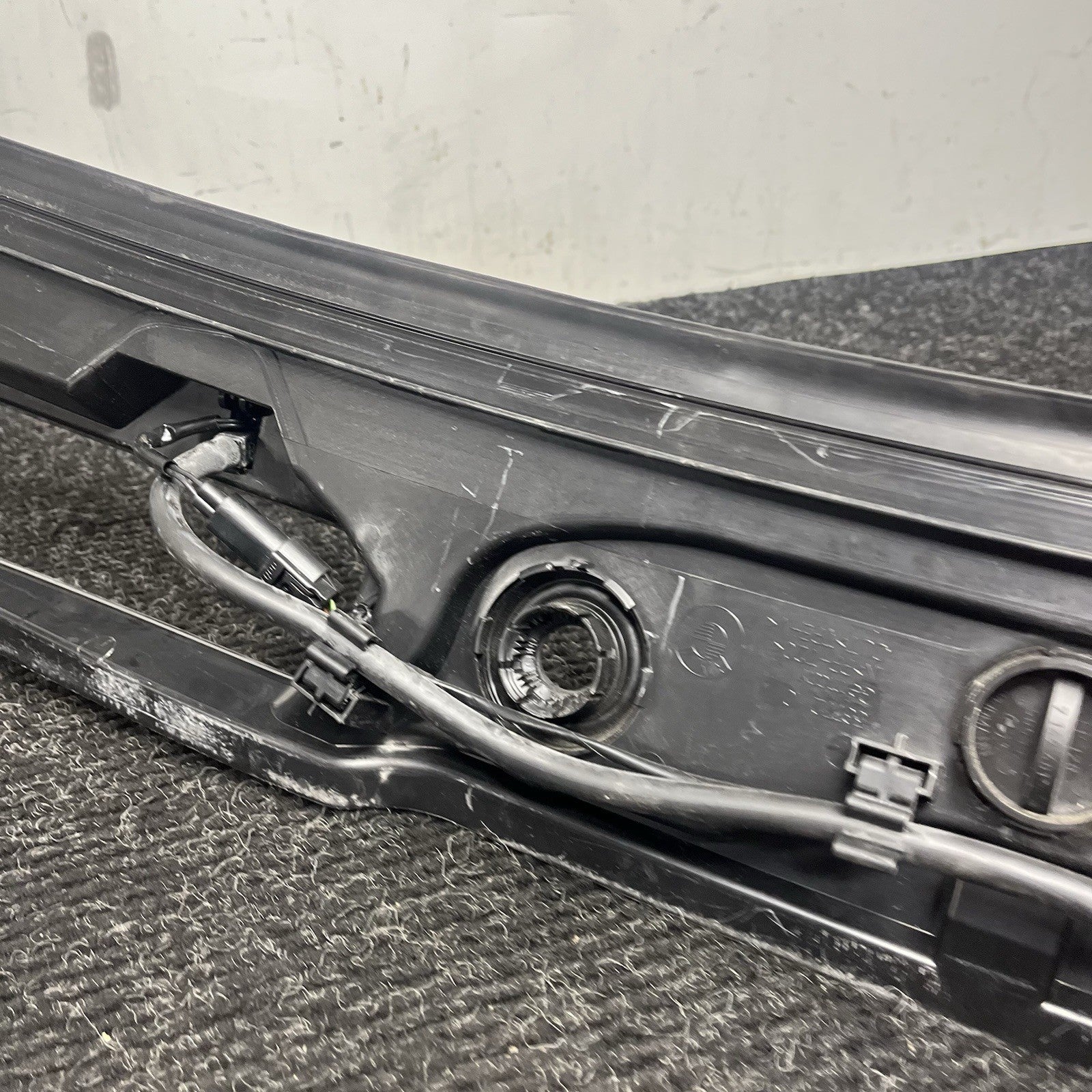 ☑️ 08-13 BMW E90 E92 E93 M3 OEM Front Windshield Wiper Cowl Panel Trim Cover OEM