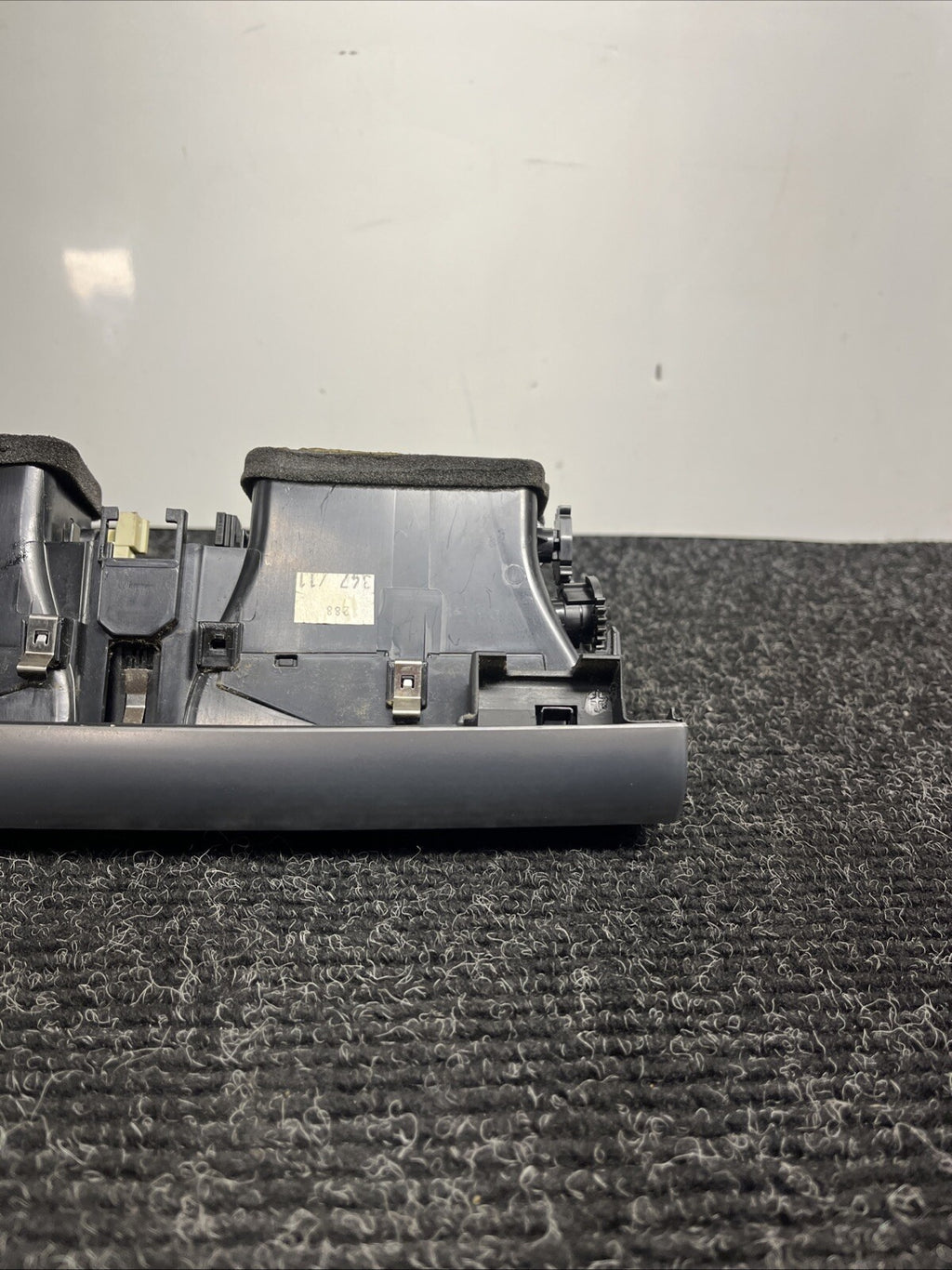 ☑️ 2010-2013 BMW X5 E70 CENTER DASH HVAC AC AIR VENT GRILLE W/ HAZARD SWITCH OEM