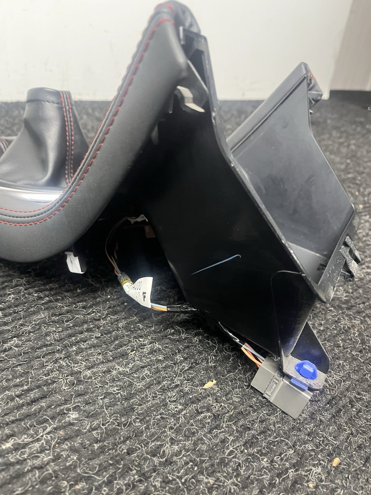 ☑️ 18-21 SUBARU WRX STI CENTER CONSOLE SHIFT BOOT SURROUND BEZEL PANEL TRIM OEM