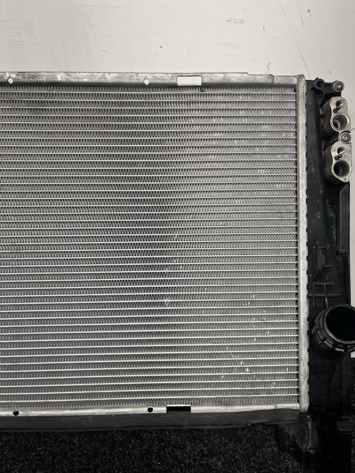 ☑️ 07-13 BMW E92 N54 335i RADIATOR M/T MANUAL TRANSMISSION W CONDENSER OEM