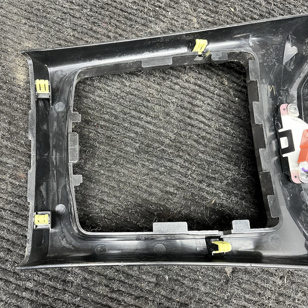 ☑️ 2008-2014 Subaru Impreza WRX STI Shifter Boot Trim Console Surround OEM 08-14