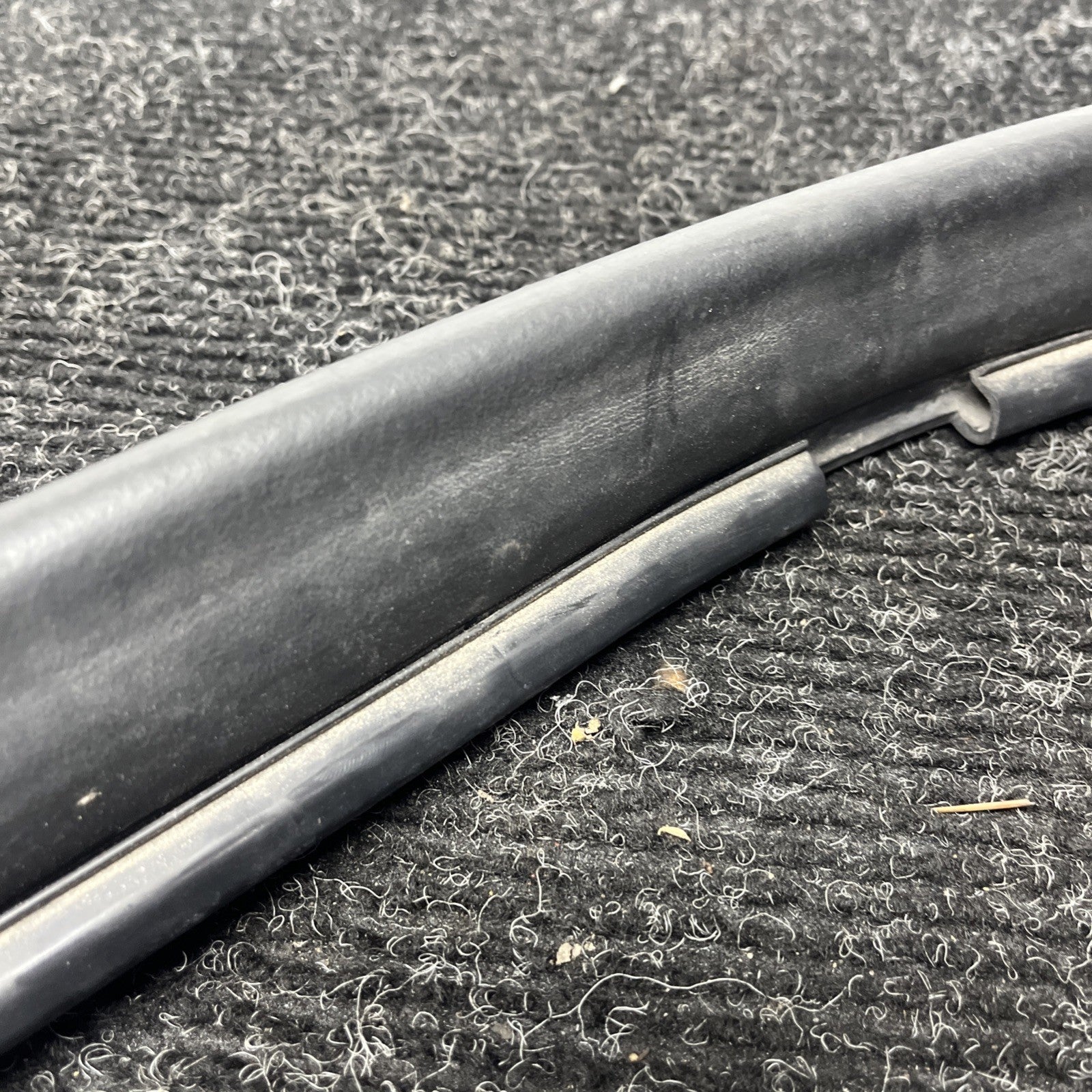☑️REAR HOOD BONNET WEATHERSTRIP COWL RUBBER SEAL OEM 2012-18 BMW 340 XI F30 F32