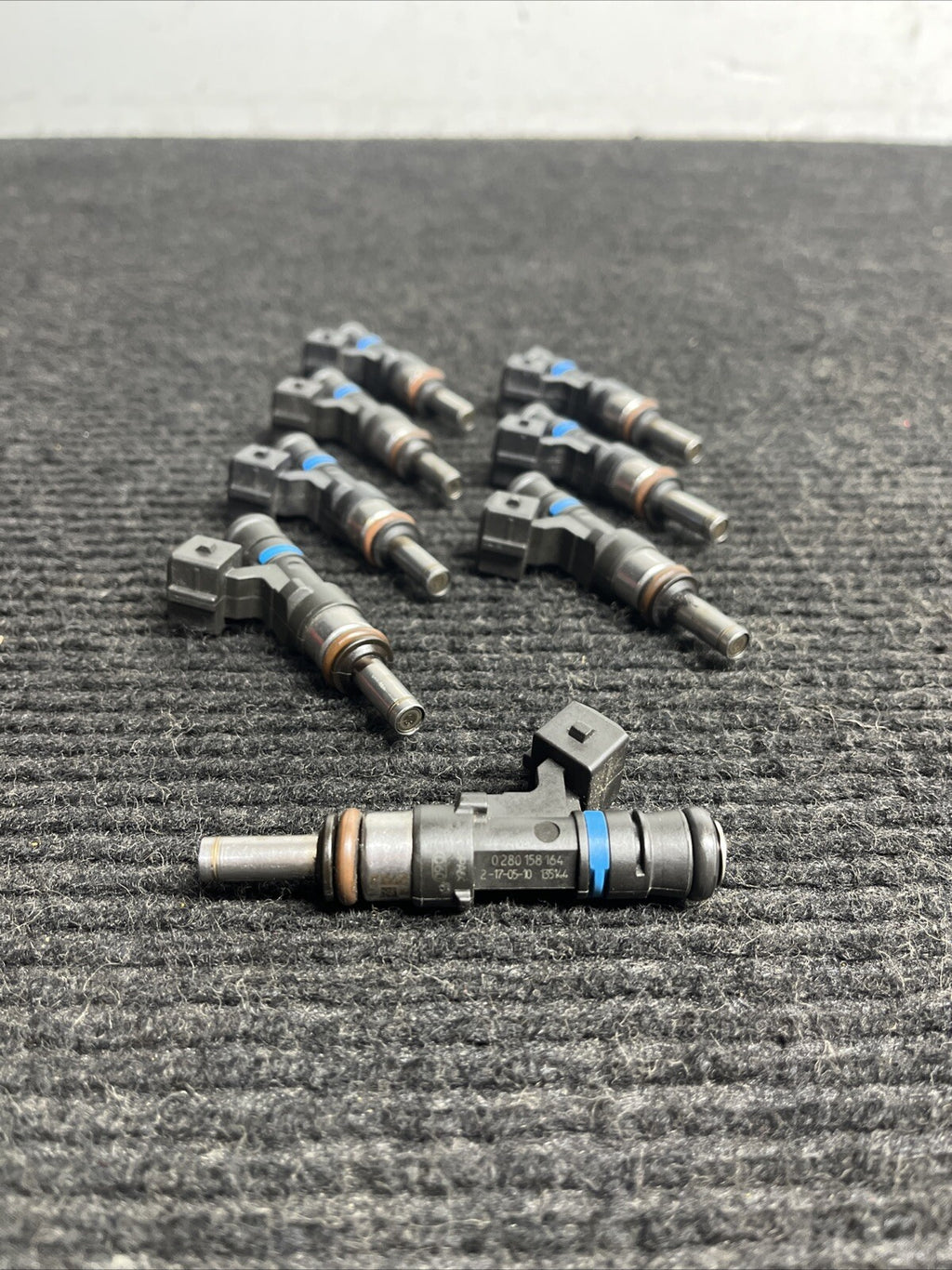 ☑️ 2008-13 OEM BMW E90 E92 E93 M3 S65 Fuel Injector Set (8) - 13647838440