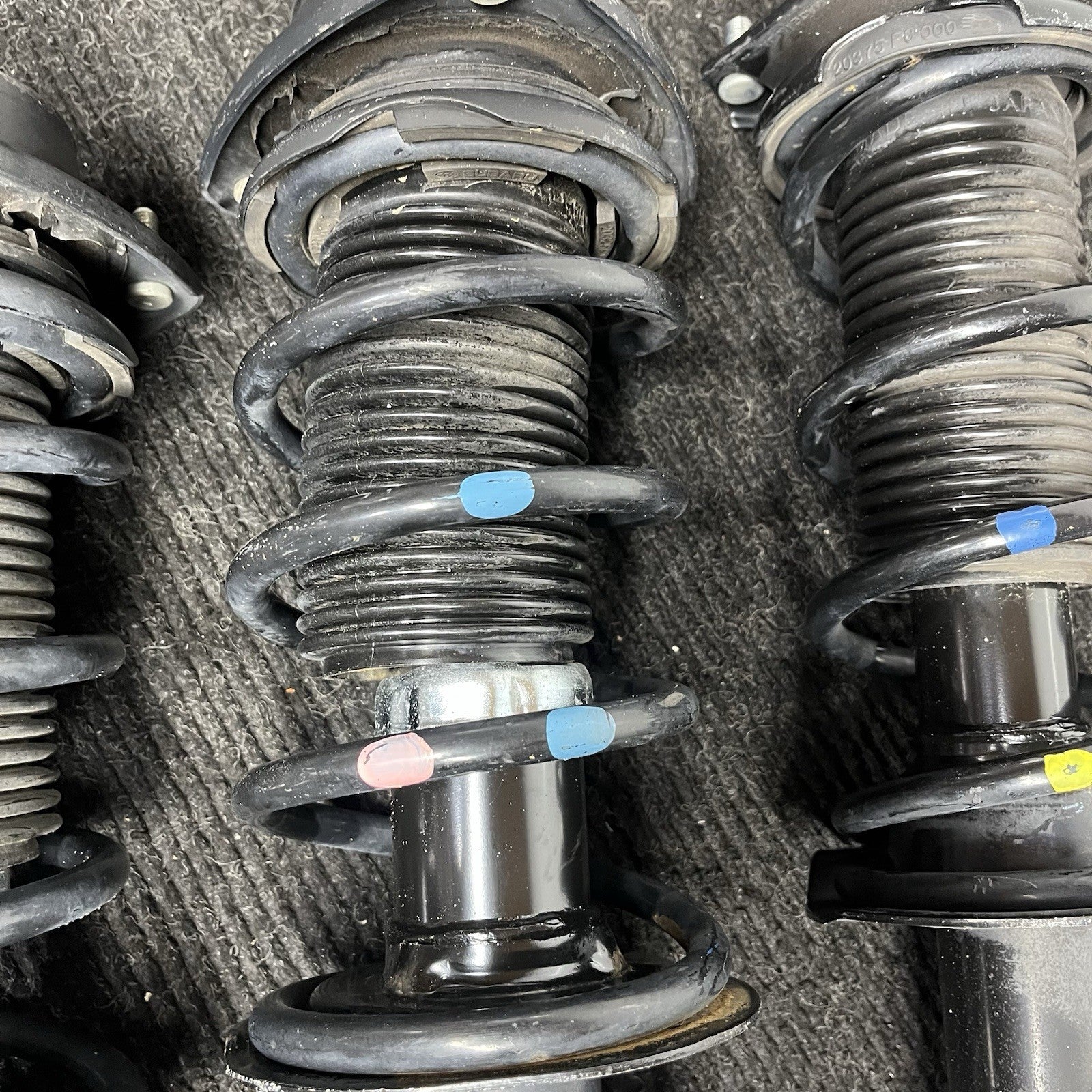 ☑️ OEM Springs & Struts Suspension Subaru BRZ Toyota 86 Scion FRS