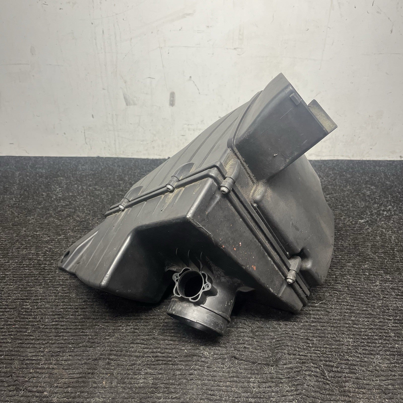 ☑️ 06-13 BMW E82 E88 E90 E92 E93 128I 328I INTAKE AIR CLEANER FILTER HOUSING BOX