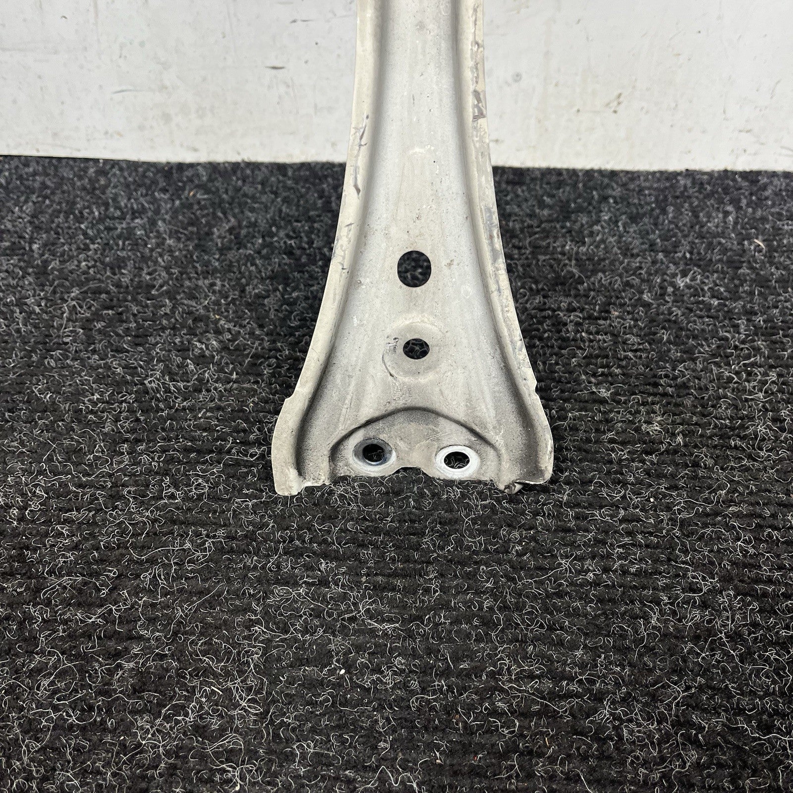 ☑️ 2013-2019 Subaru BRZ Scion FRS Radiator Upper T Bar Bracket W/ Air Duct OEM