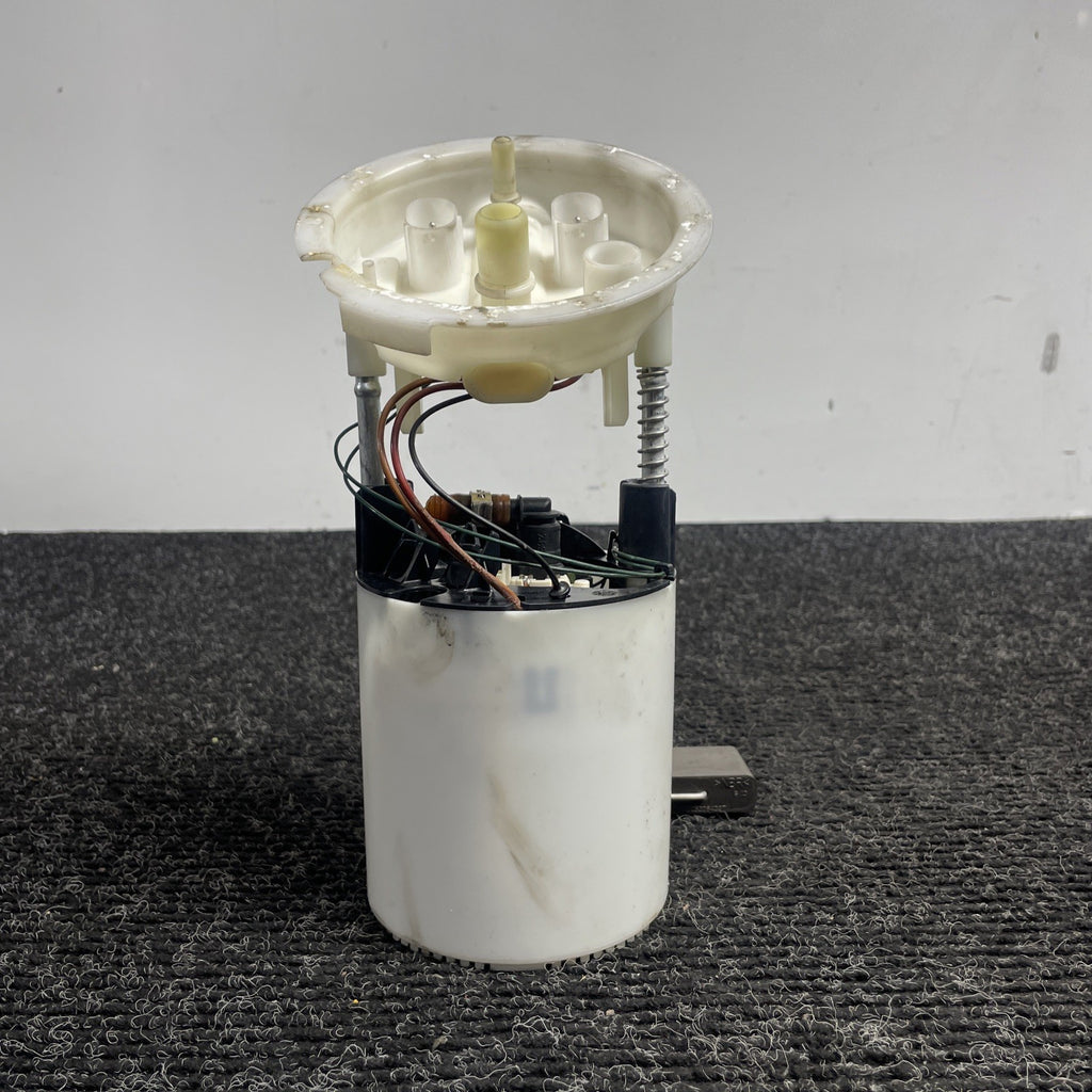 ☑️ 06-13 BMW E82 E88 E90 E91 E92 E93 128I 135I 328I 335I Fuel Pump Sending OEM