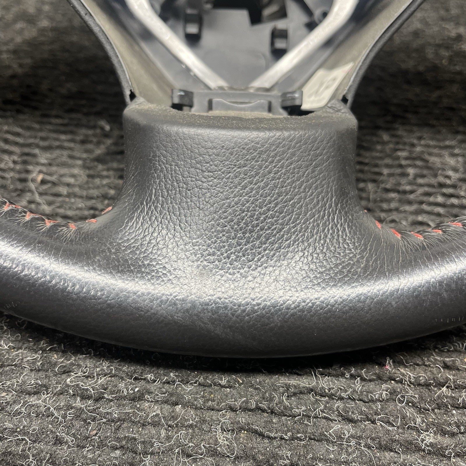 ☑️ 2008-2011 Subaru Impreza Black Rubber Steering Wheel w/ Cruise Control OEM