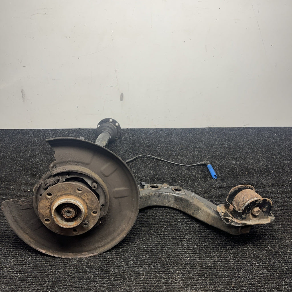 ☑️ 01-06 BMW E46 330i 330 REAR RIGHT TRAILING ARM KNUCKLE WHEEL HUB W/AXLE  OEM