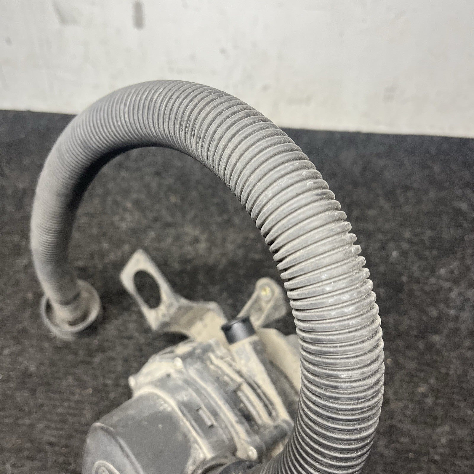 ☑️ 96-99 BMW E36 328ic 2.8L M52 ENGINE SECONDARY AIR INJECTION SMOG PUMP OEM