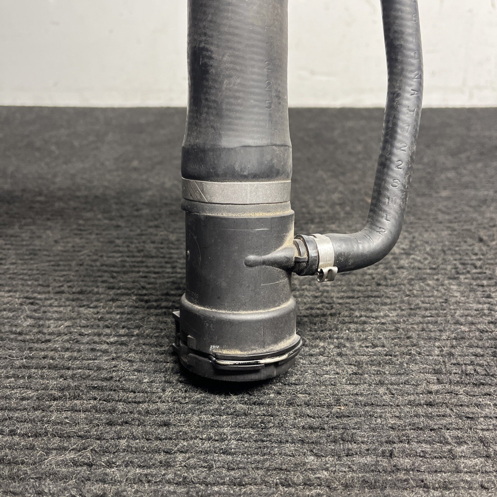 ☑️ 2012-2018 BMW 3 328I F30 F31 F35 F20 F21 F32 F22 Hose Coolant Hose 7596837