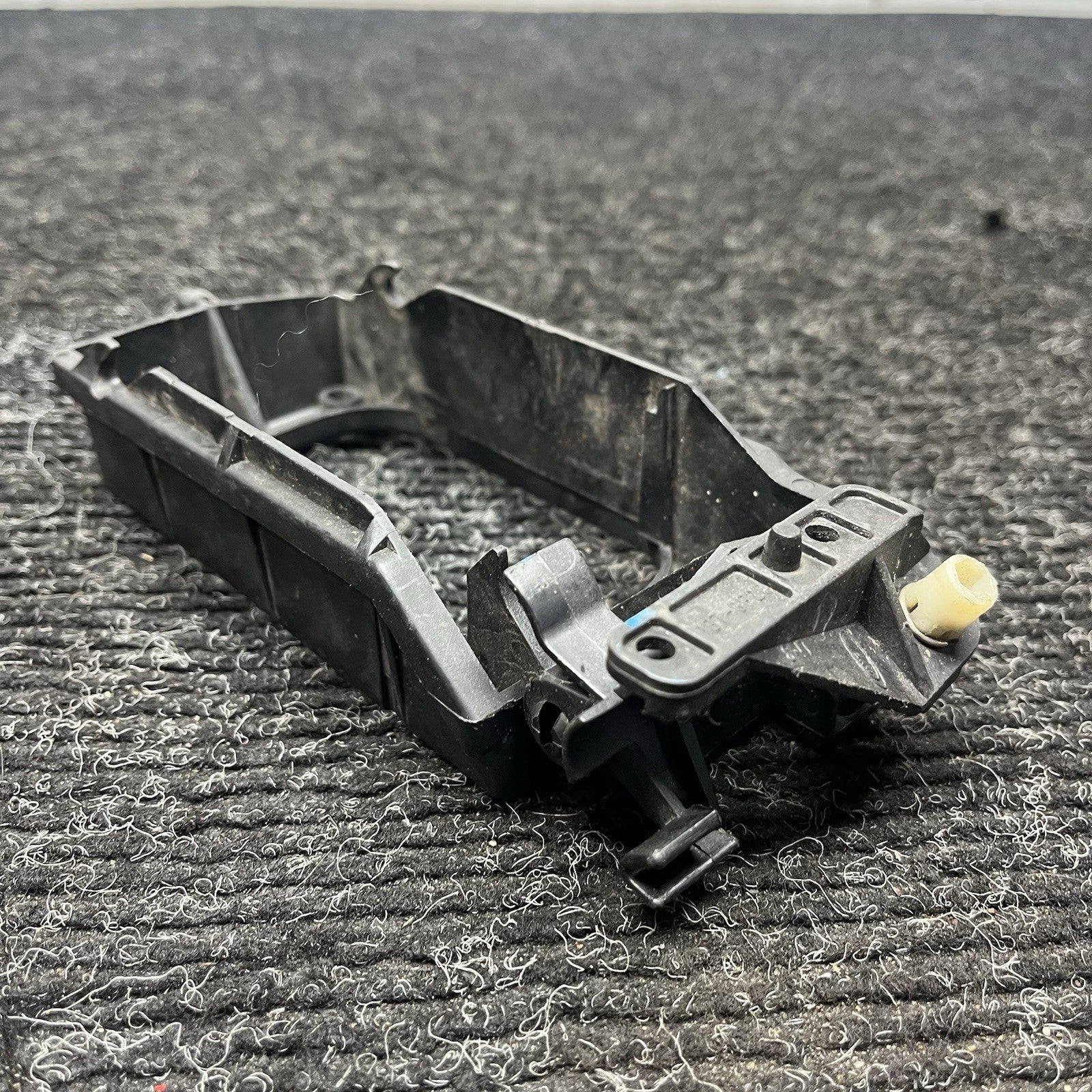 ☑️ Front Left Fog Light Holder Bracket 8357389 1995–1998 BMW E36 328i 320i 325i