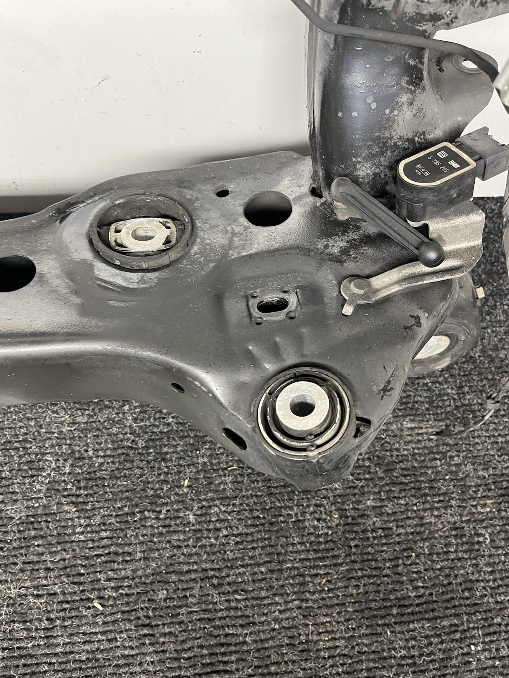 ☑️ 07-13 BMW E90 E92 E93 335I Rear Axle Subframe Crossmember Cradle Carrier OEM
