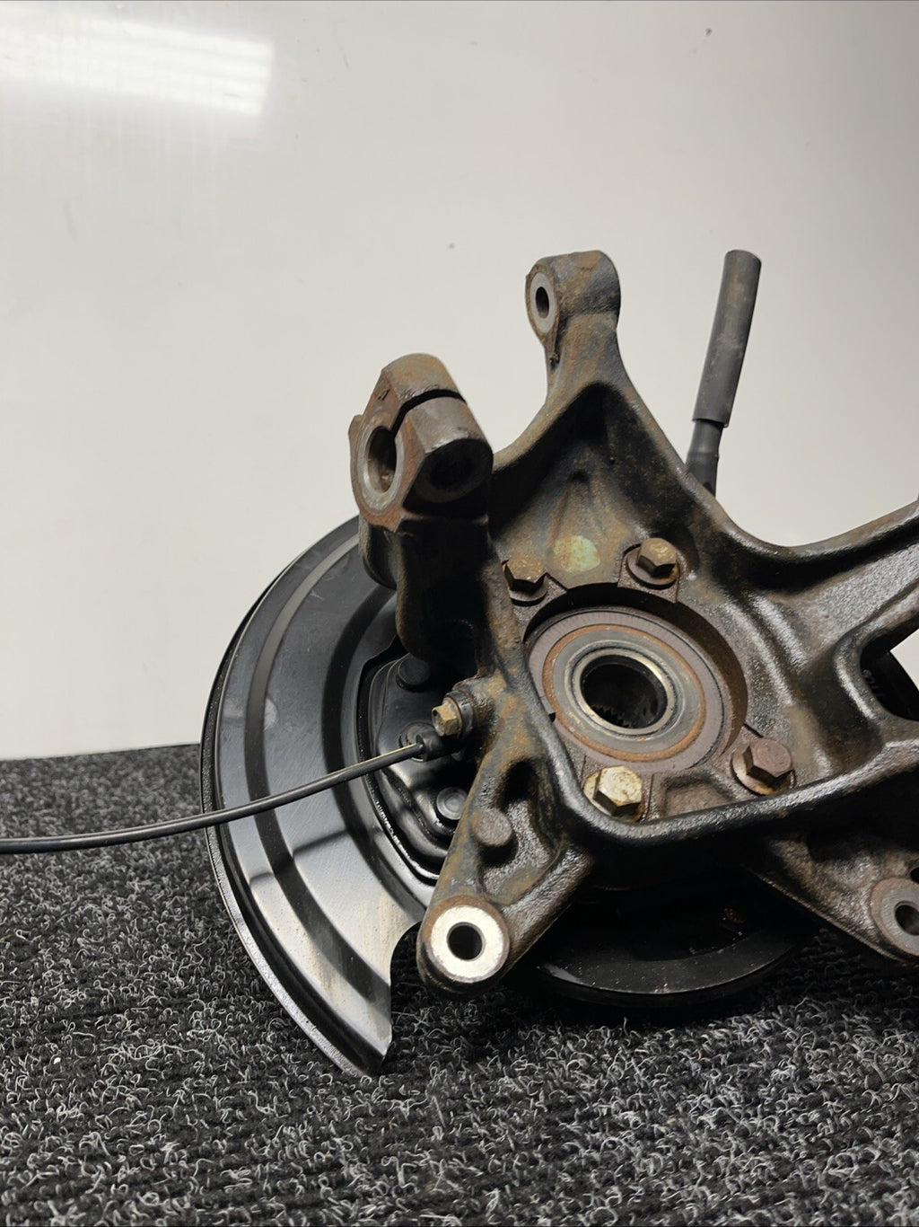 ☑️ 2022-2023 TOYOTA GR86 REAR LEFT DRIVERS SPINDLE KNUCKLE HUB ASSY OEM