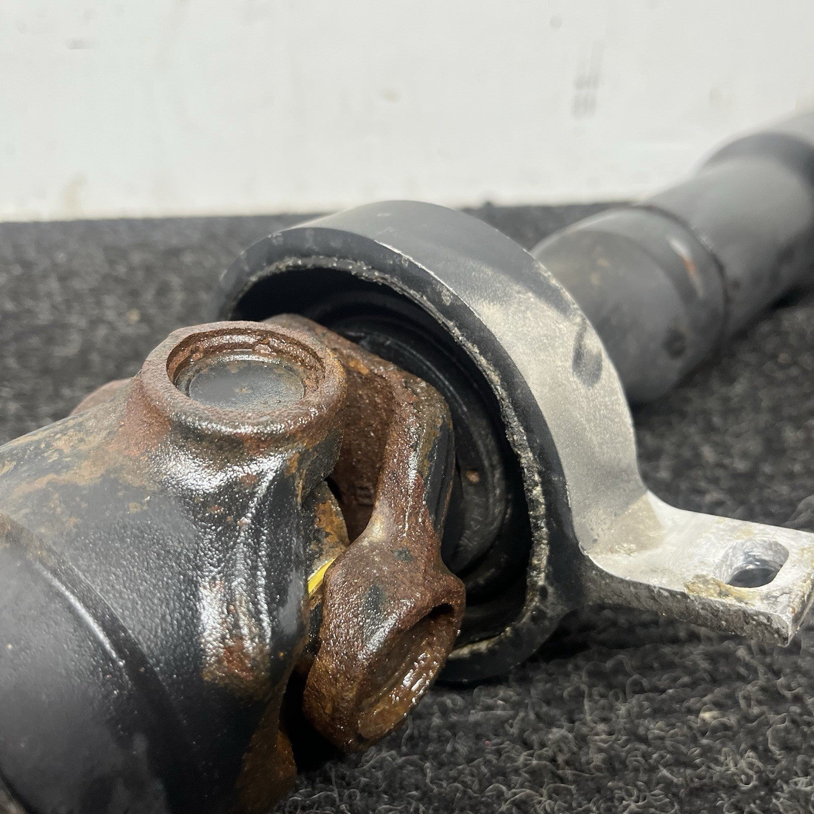 ☑️ 06-15 BMW E90 E92 325 328 330 X1 AWD Rear Auto Driveshaft Assembly 1266MM OEM