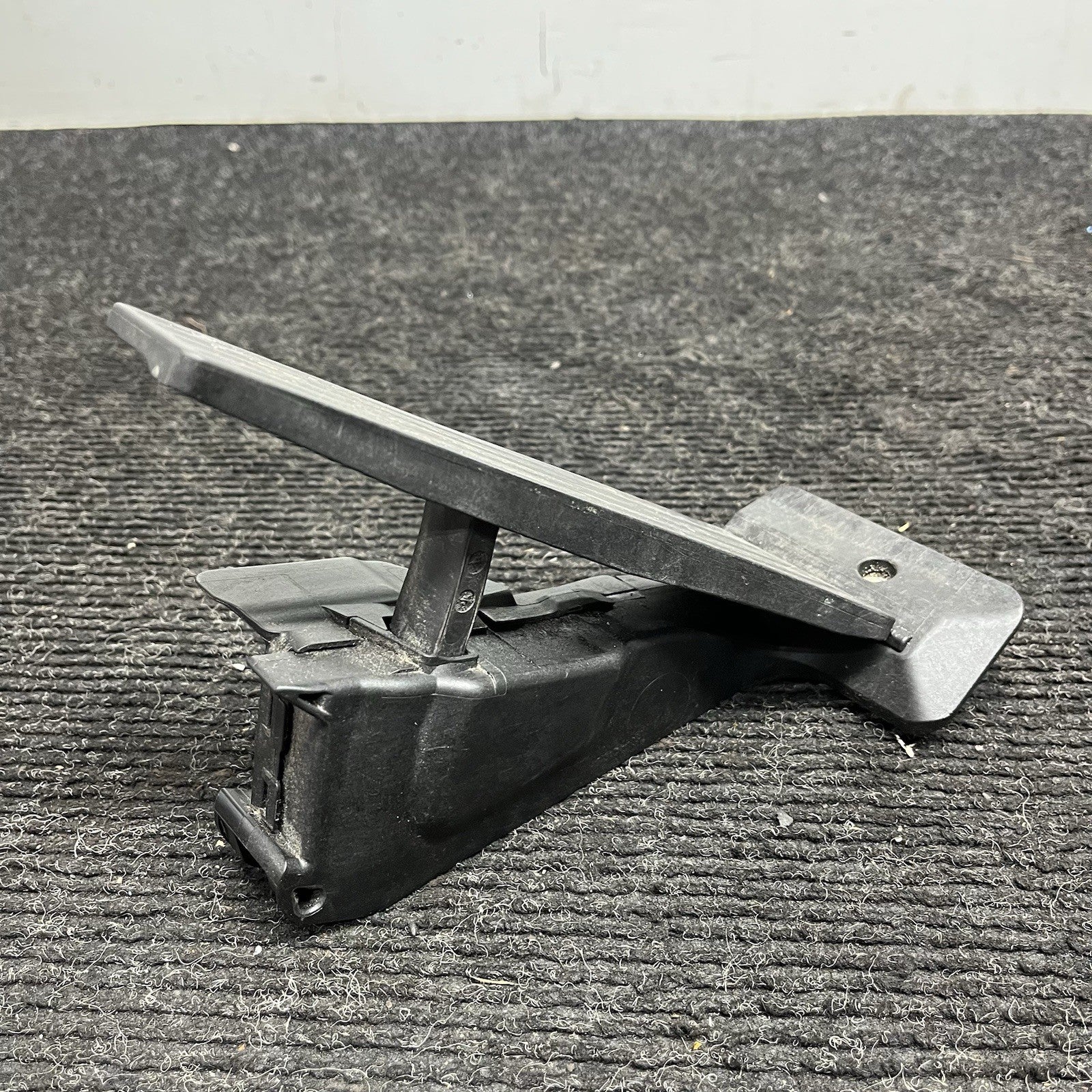 ☑️ 14-16 BMW F22 2 Series M235i Manual Gas Throttle Accelerator Pedal Module OEM