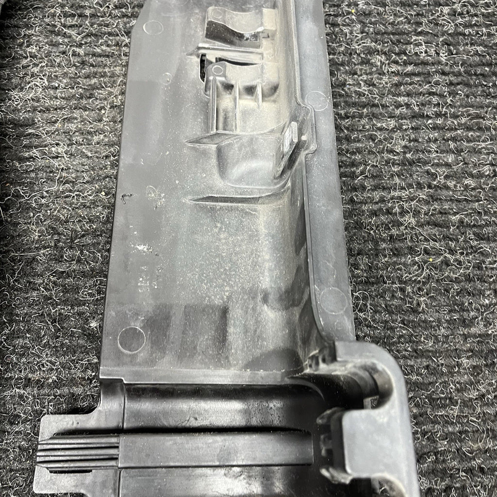 ☑️07-13 OEM BMW E82 E88 E90 E92 E93 335 Front Radiator Bracket Pair Left Right