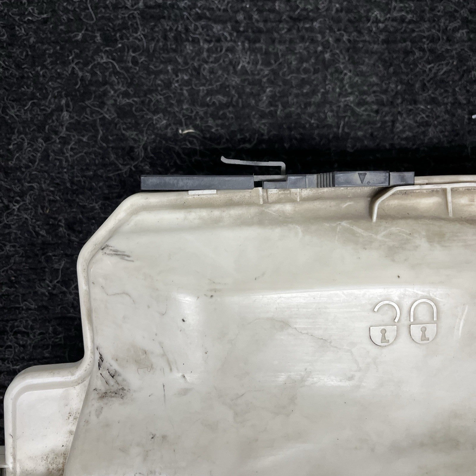 ☑️ 07-13 BMW E90 E92 E93 335i 328i DME ECU Top Cover Housing Piece 7544575 OEM