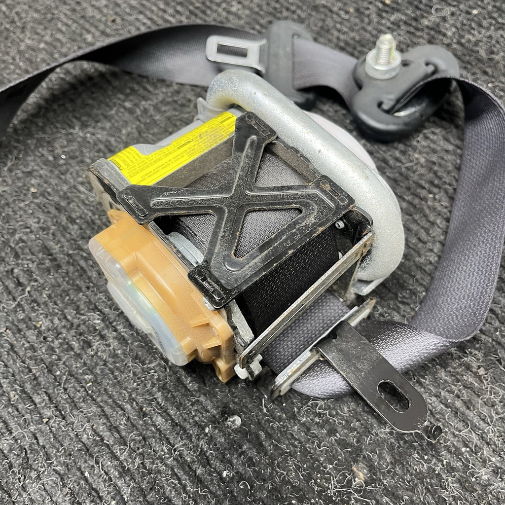 ☑️ Subaru WRX STI Front Right Seat Belt Black Seatbelt Passenger Oem 2011-2014