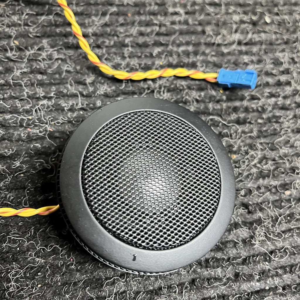☑️ OEM BMW E88 135 Audio Professional Sound Speakers Logic 7 L7 Harman Kardon