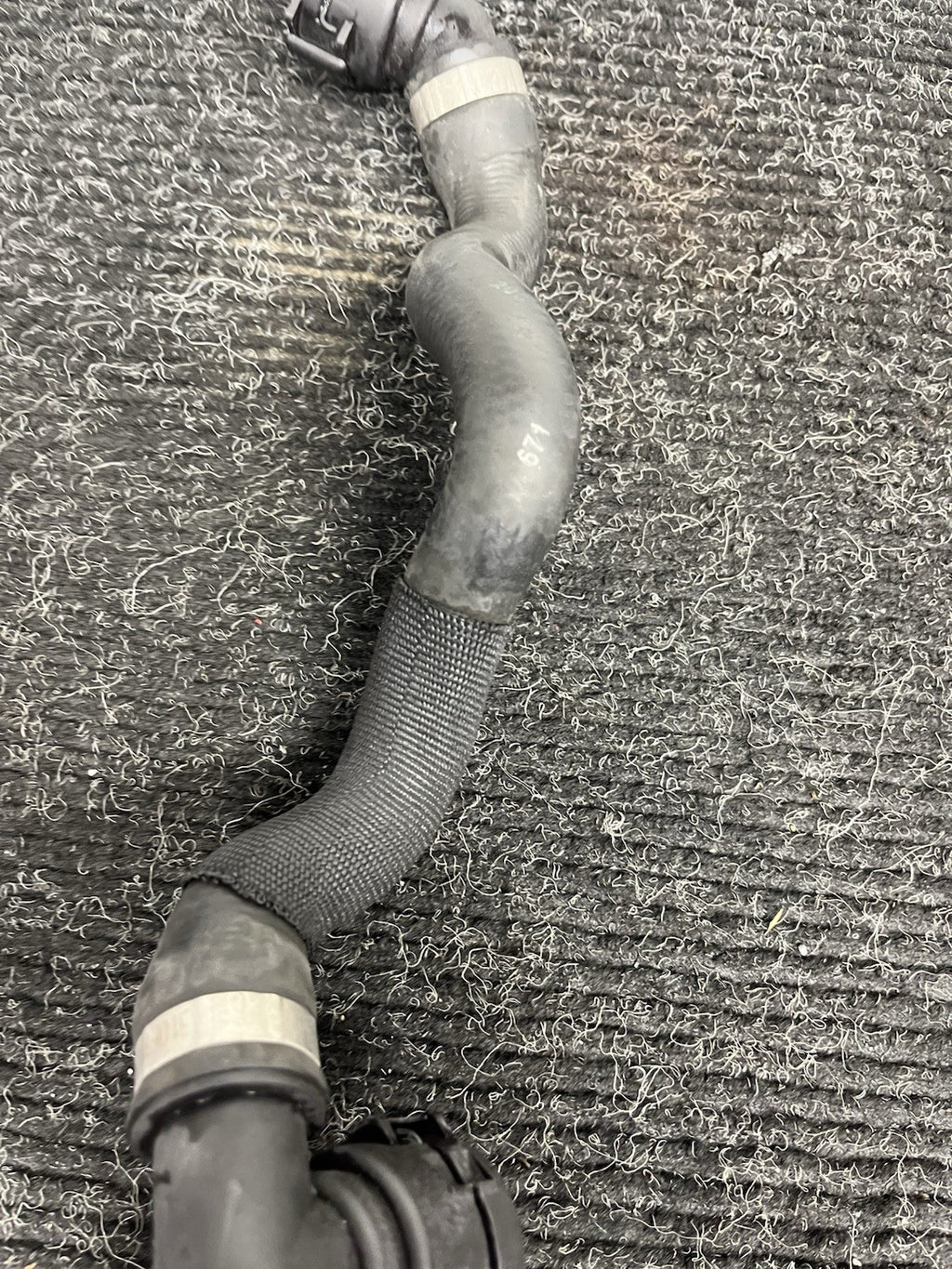 ☑️ 07-15 BMW E90 E92 E84 135i 335i X1 Lower Radiator Thermostat Coolant Hose OEM