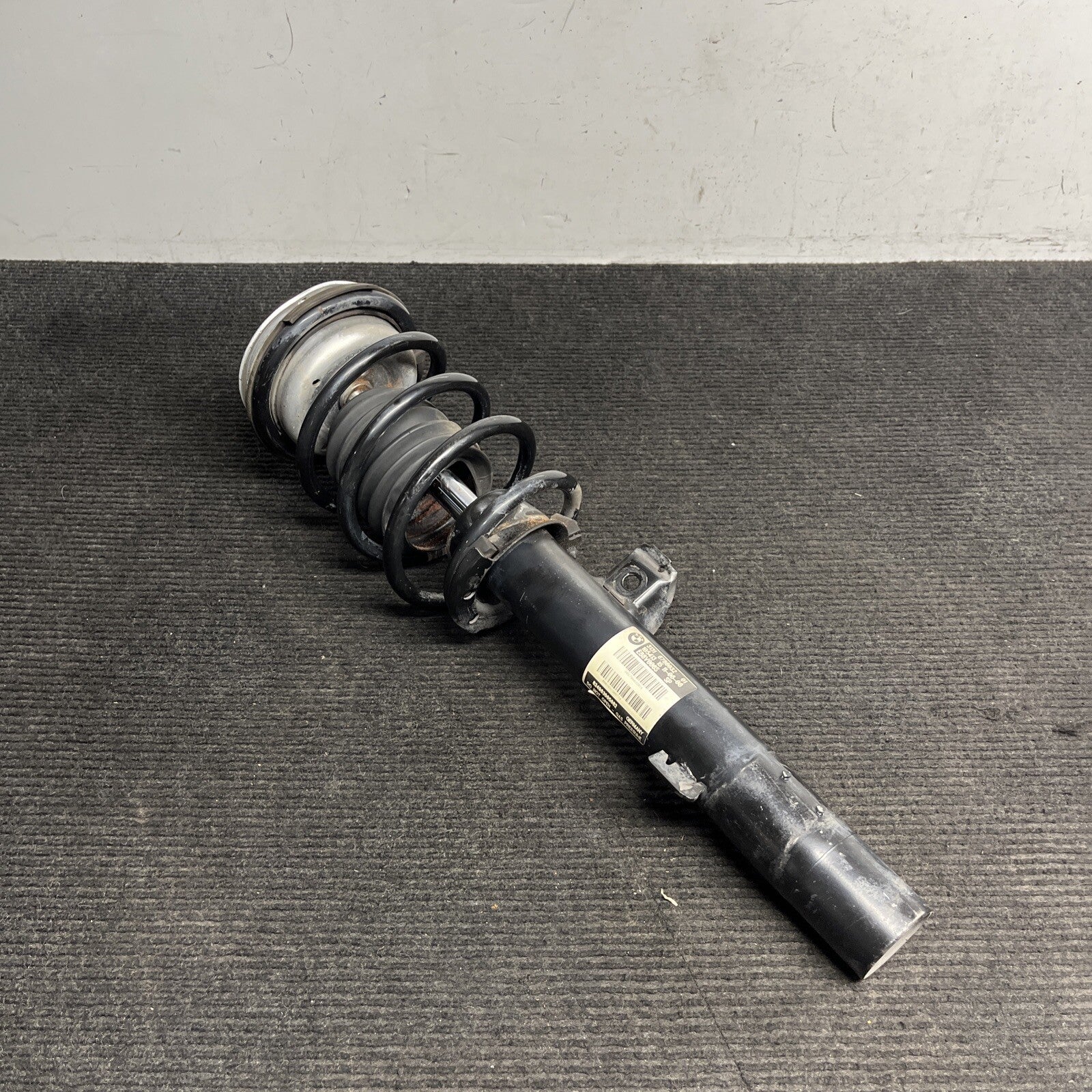 ☑️ 08-13 OEM BMW E88 Convertible 135 Front Driver Side M SPORT 76k Strut