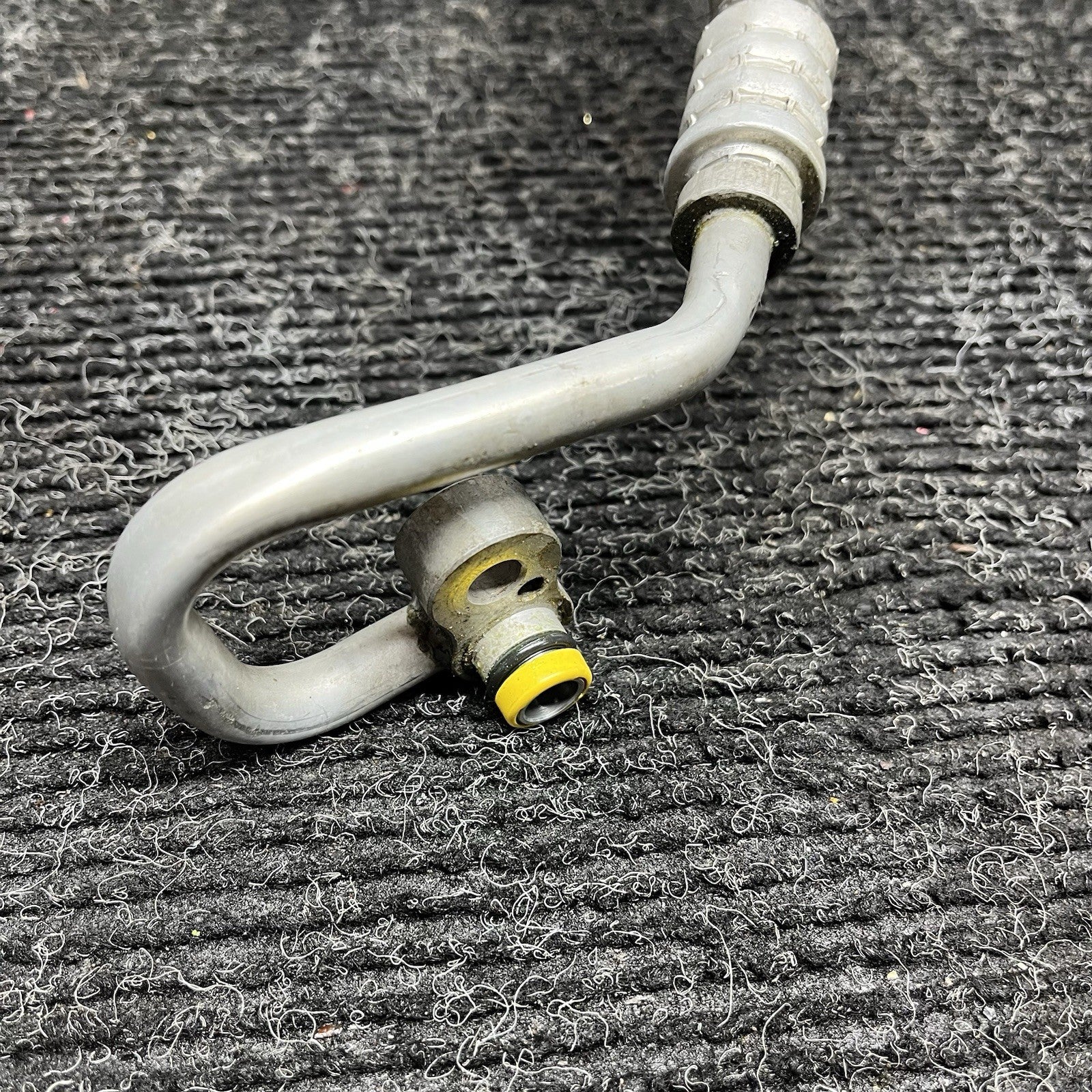 ☑️ 2003-2008 BMW Z4 AC COMPRESSOR PRESSURE HOSE LINE OEM 6909235