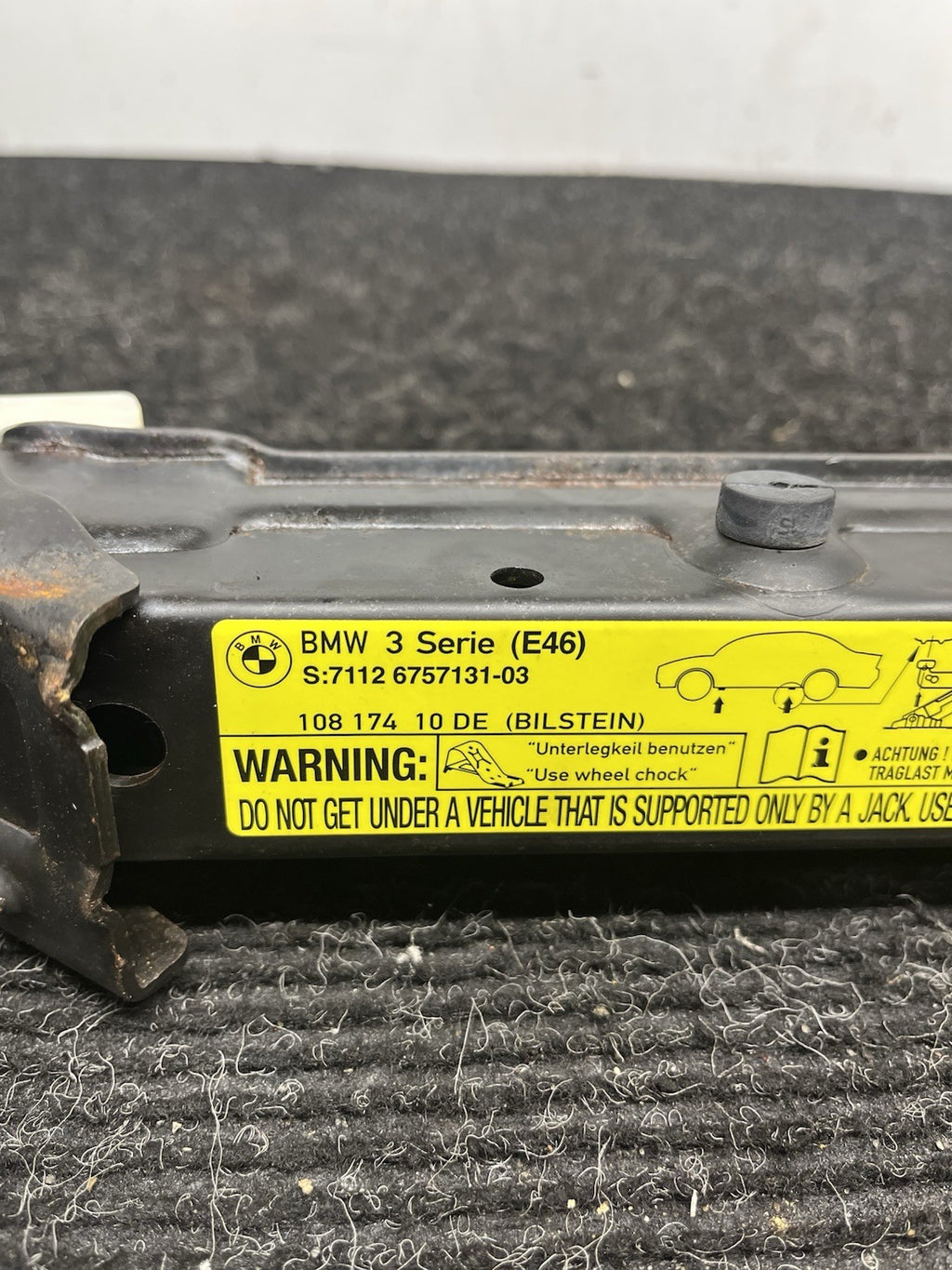 ☑️ 01-06 BMW E46 3-SERIES EMERGENCY SPARE TIRE LIFT JACK TOOL 1096202 OEM