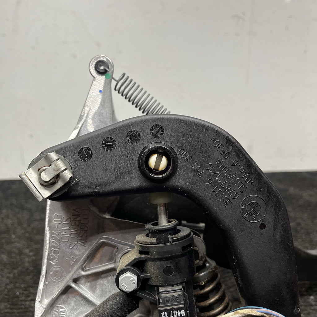 ☑️ 07-13 OEM BMW E88 E90 E92 335 MANUAL TRANSMISSION Clutch Brake Pedal Assembly