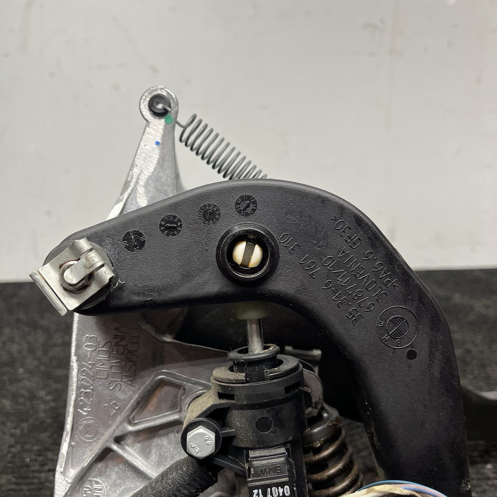 ☑️ 07-13 OEM BMW E88 E90 E92 335 MANUAL TRANSMISSION Clutch Brake Pedal Assembly