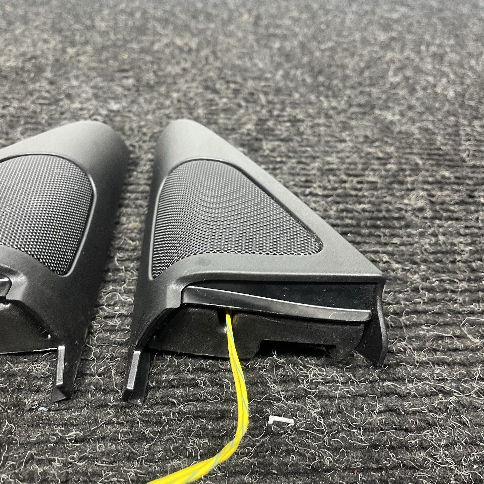 ☑️ 07-13 OEM BMW E92 E93 335 M3 Front Left Right Door Tweeter Speaker Cover SET