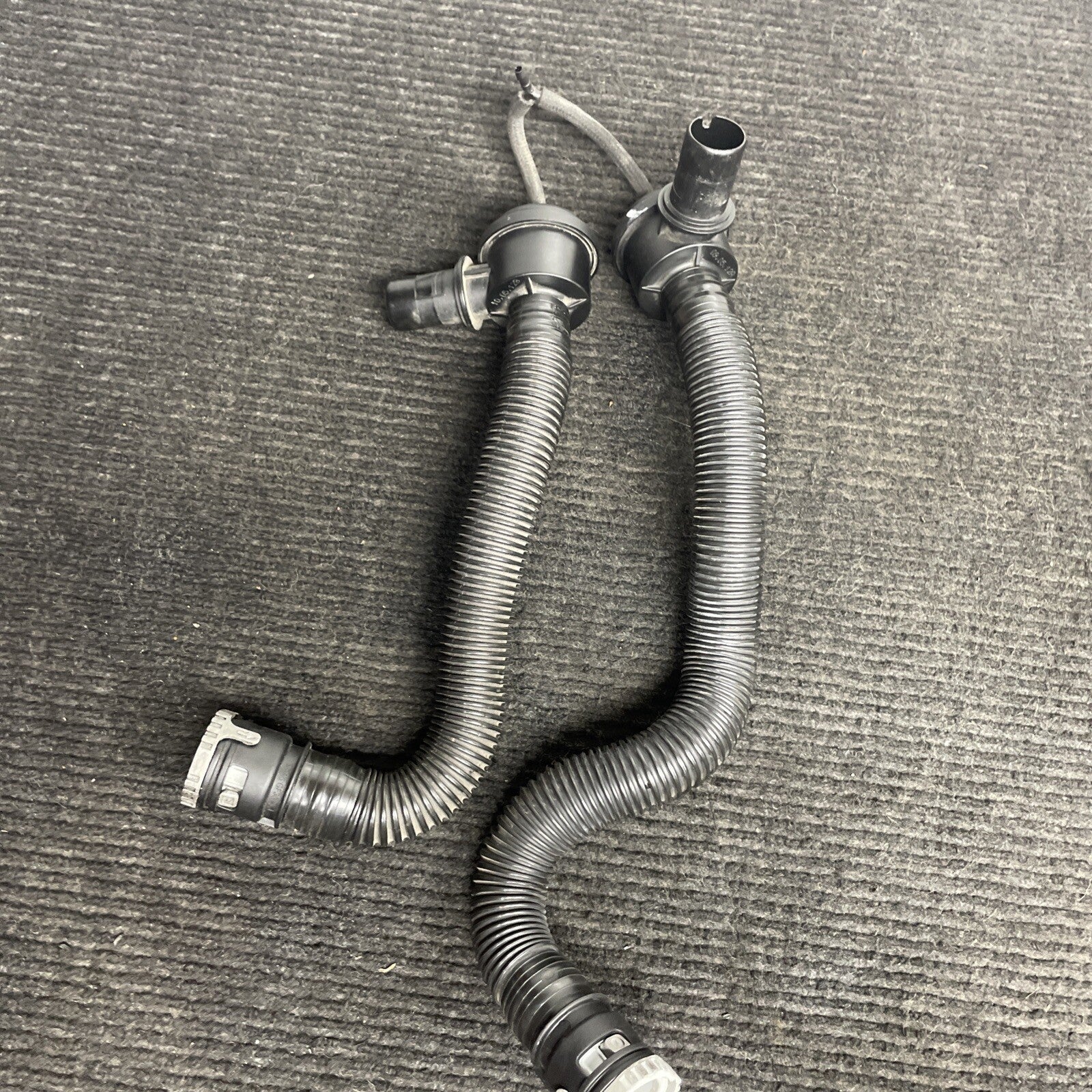 ☑️ 07-10 OEM BMW E90 E92 E93 335 Charge Pipe Diverter Valves Induction Pipe N54