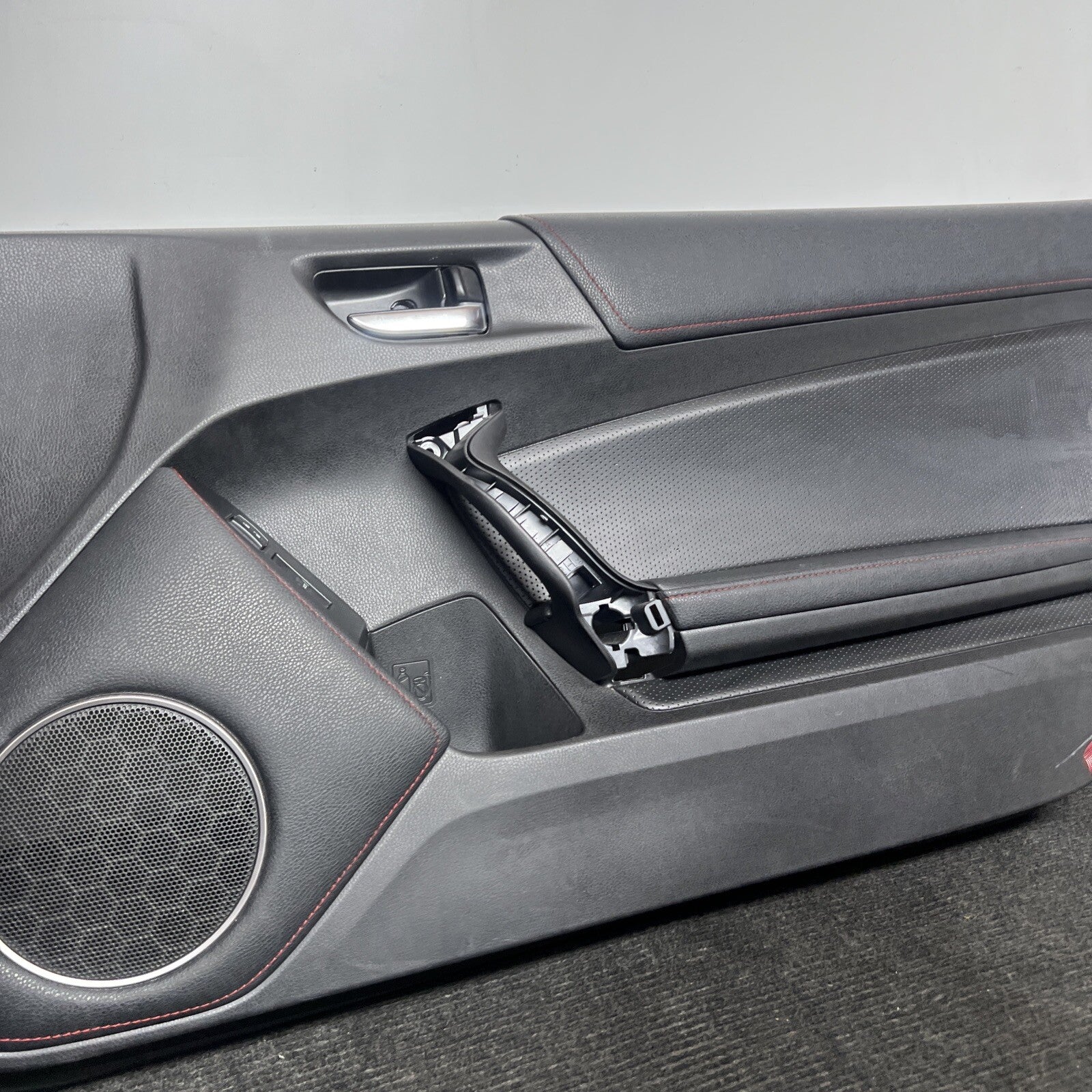 ☑️2015 SCION FRS FR-S BRZ RIGHT PASSENGER DOOR PANEL OEM LEATHER RED STITCH