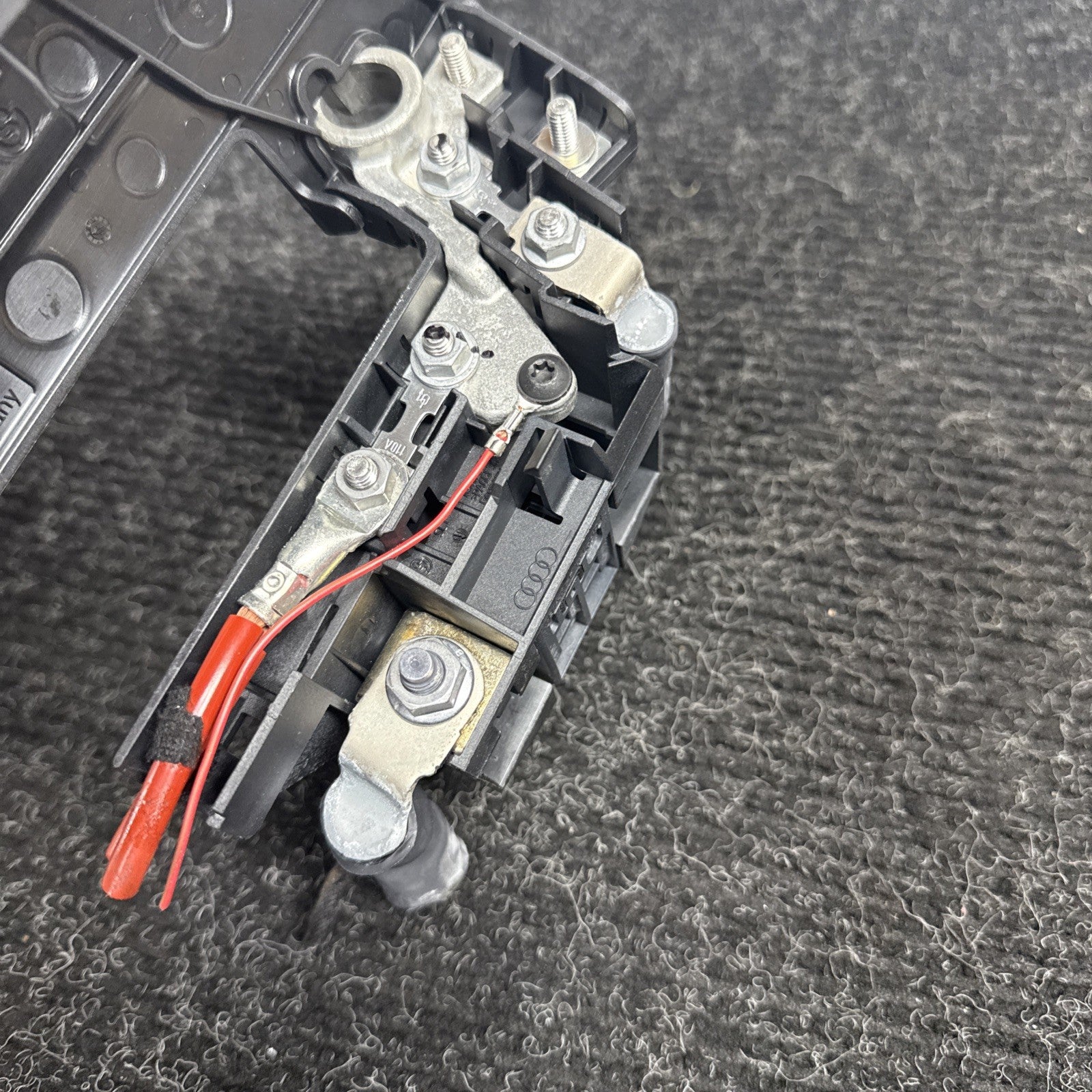 ☑️ 2009-2017 AUDI B8 A4 Positive Battery Connector 8J0915459 OEM